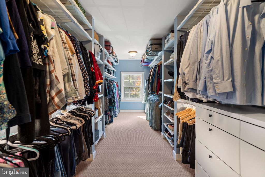 Broadlands, Virginia, 20148, United States, 5 Bedrooms Bedrooms, ,5 BathroomsBathrooms,Residential,For Sale,1977540