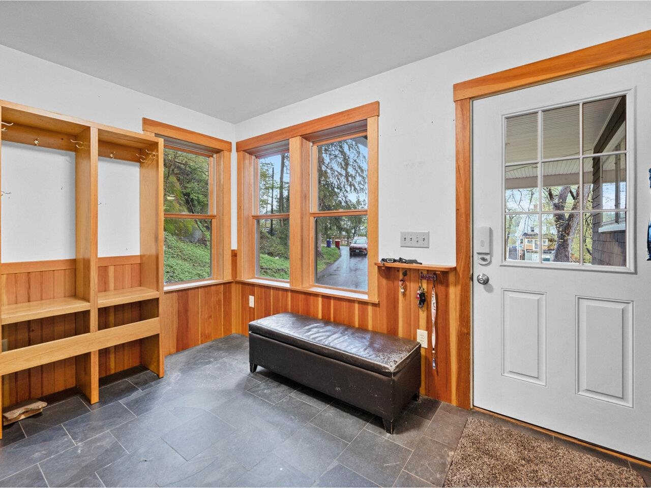 Montpelier, Vermont, 05602, United States, 5 Bedrooms Bedrooms, ,3 BathroomsBathrooms,Residential,For Sale,1821118