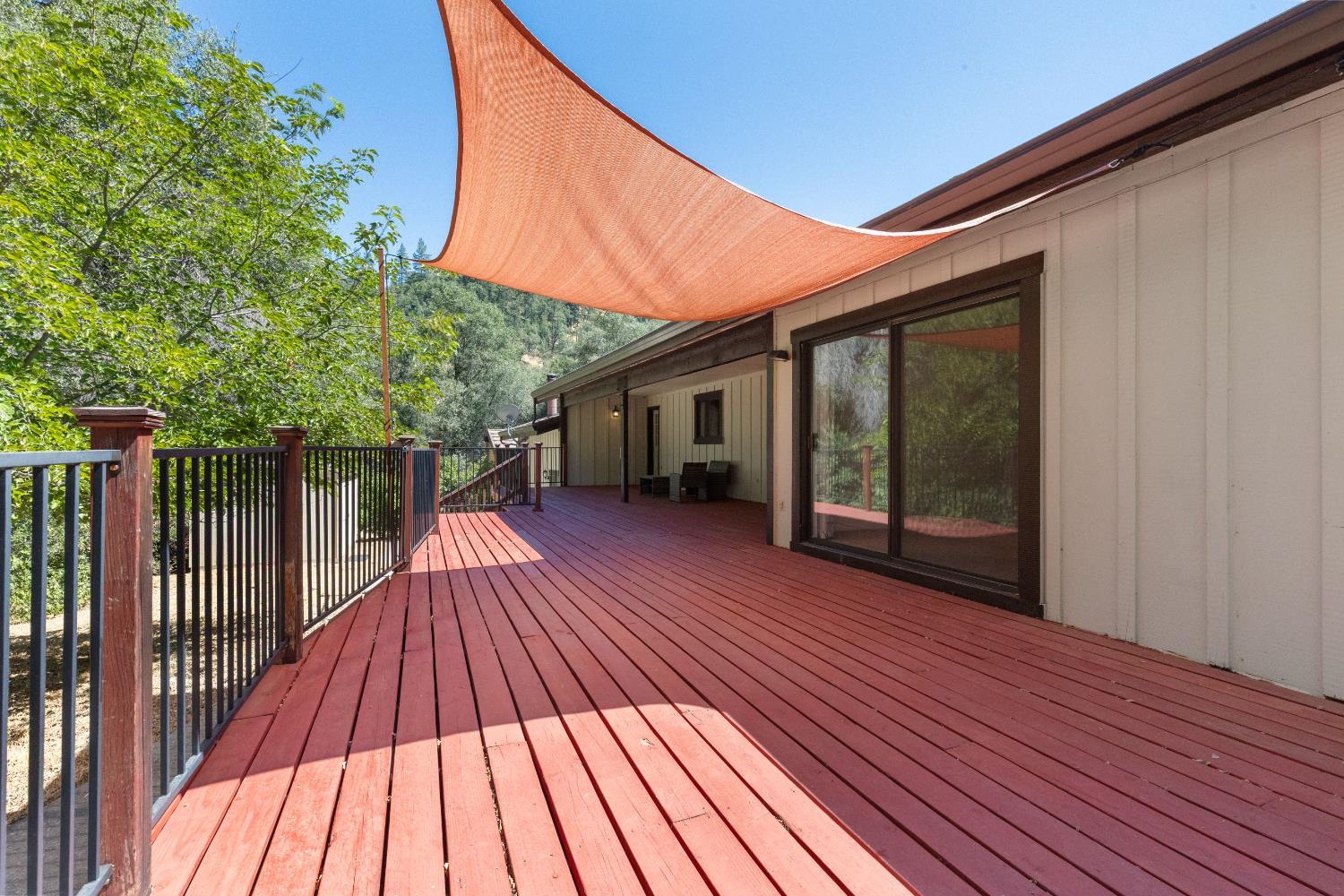 Grass Valley, California, 95949, United States, 3 Bedrooms Bedrooms, ,3 BathroomsBathrooms,Residential,For Sale,1983094