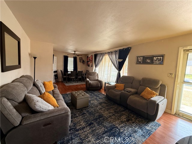 Los Angeles, California, 90047, United States, 3 Bedrooms Bedrooms, ,1 BathroomBathrooms,Residential,For Sale,1920409