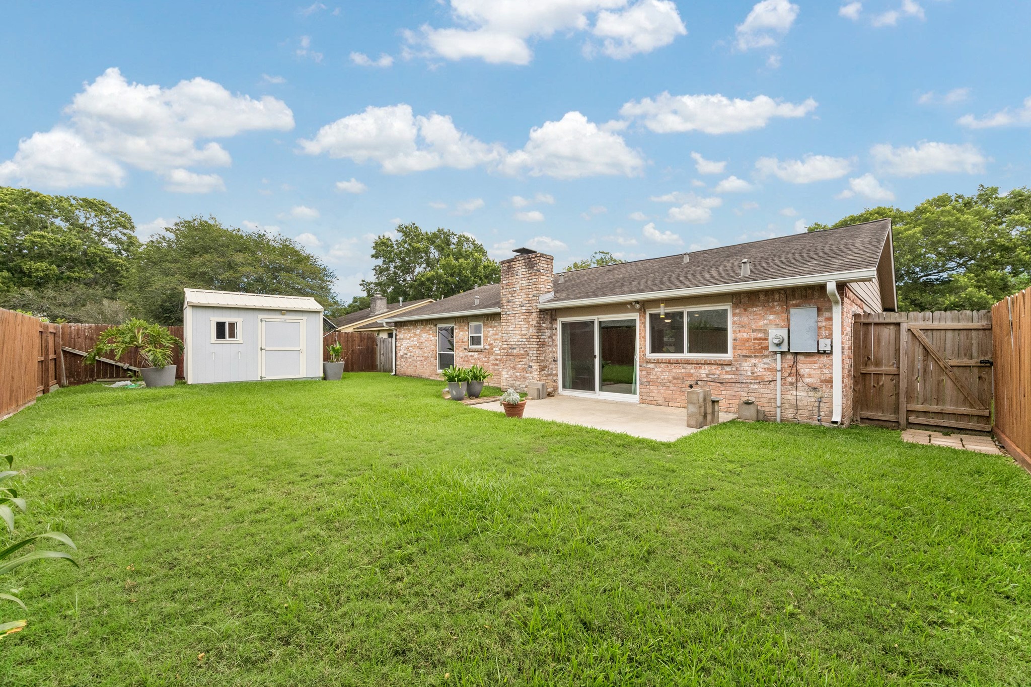  16407 Brookford Drive - 物件實景