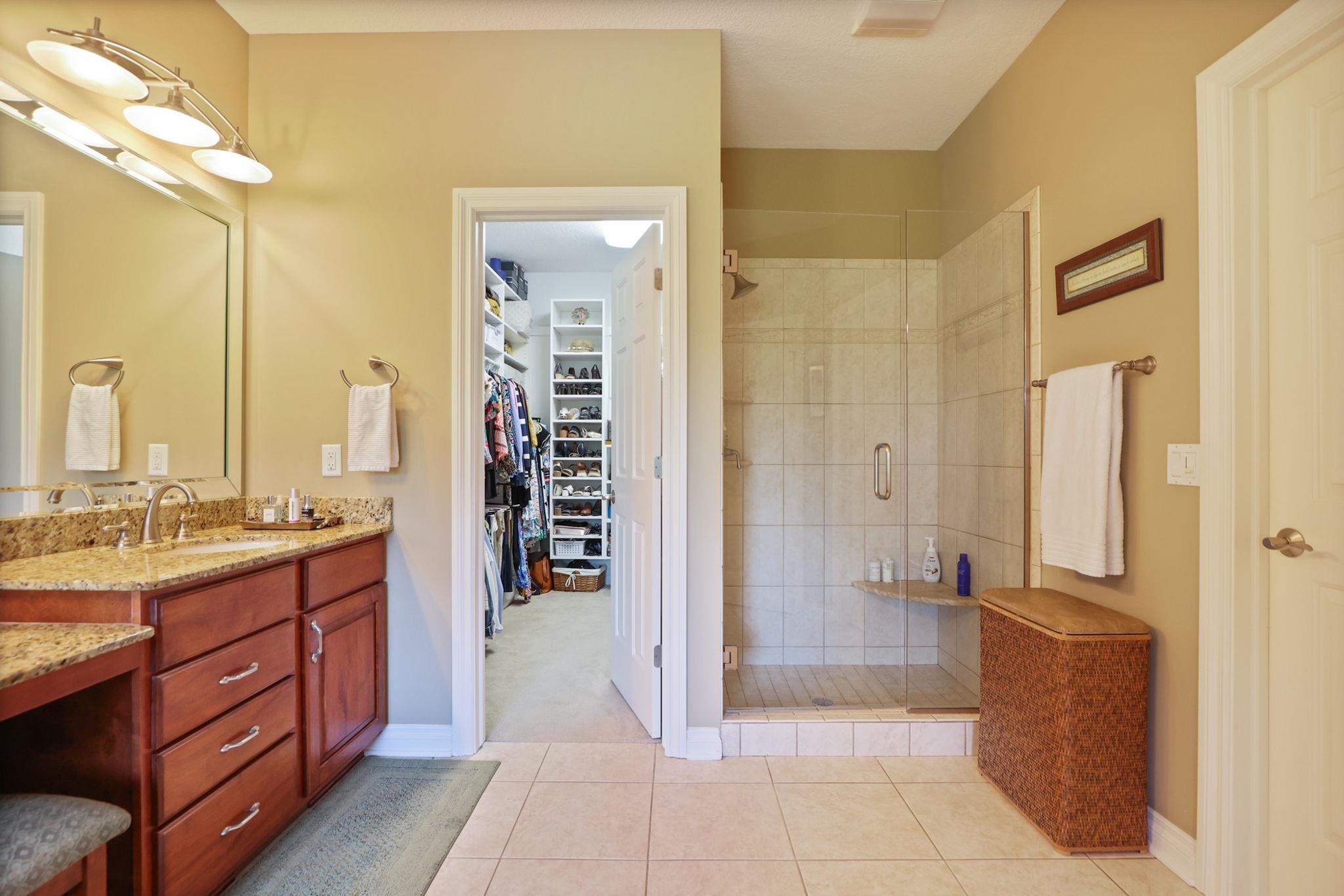 Frankenmuth, Michigan, 48734, United States, 5 Bedrooms Bedrooms, ,5 BathroomsBathrooms,Residential,For Sale,1989932