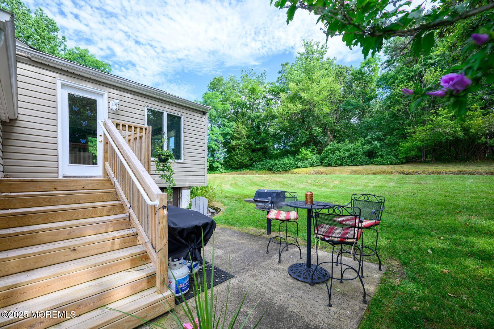 Howell, New Jersey, 07731, United States, 3 Bedrooms Bedrooms, ,2 BathroomsBathrooms,Residential,For Sale,1890448