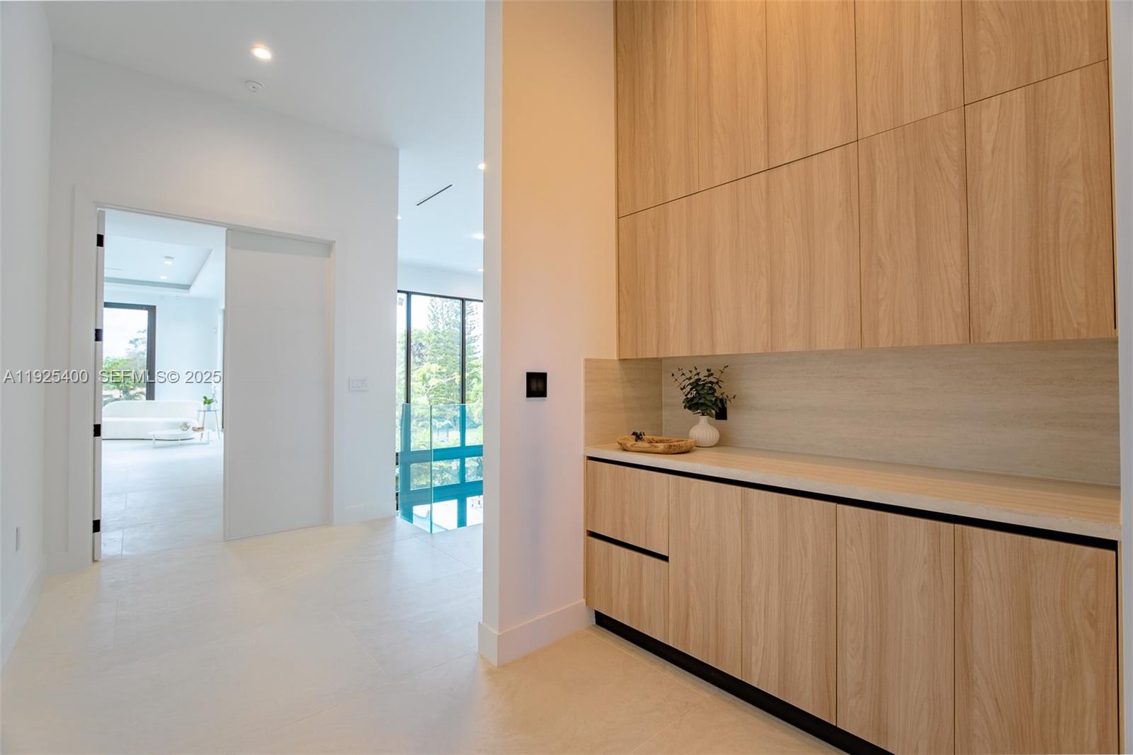 Pinecrest, Florida, 33156, United States, 6 Bedrooms Bedrooms, ,8 BathroomsBathrooms,Residential,For Sale,2003369