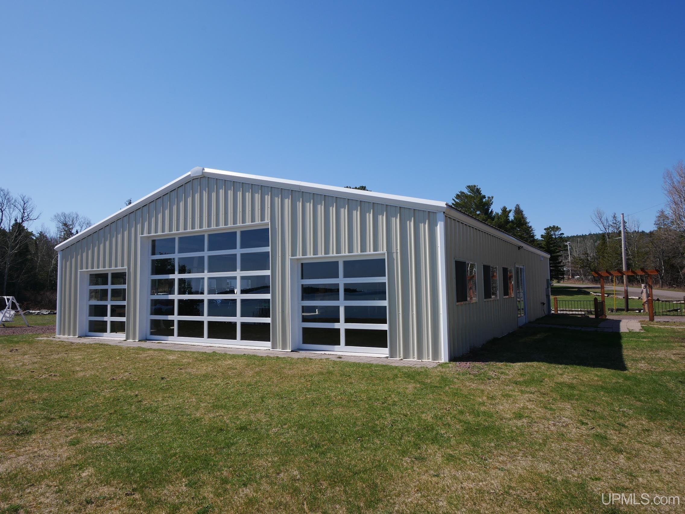 Copper Harbor, Michigan, 49918, United States, 6 Bedrooms Bedrooms, ,4 BathroomsBathrooms,Residential,For Sale,1921814