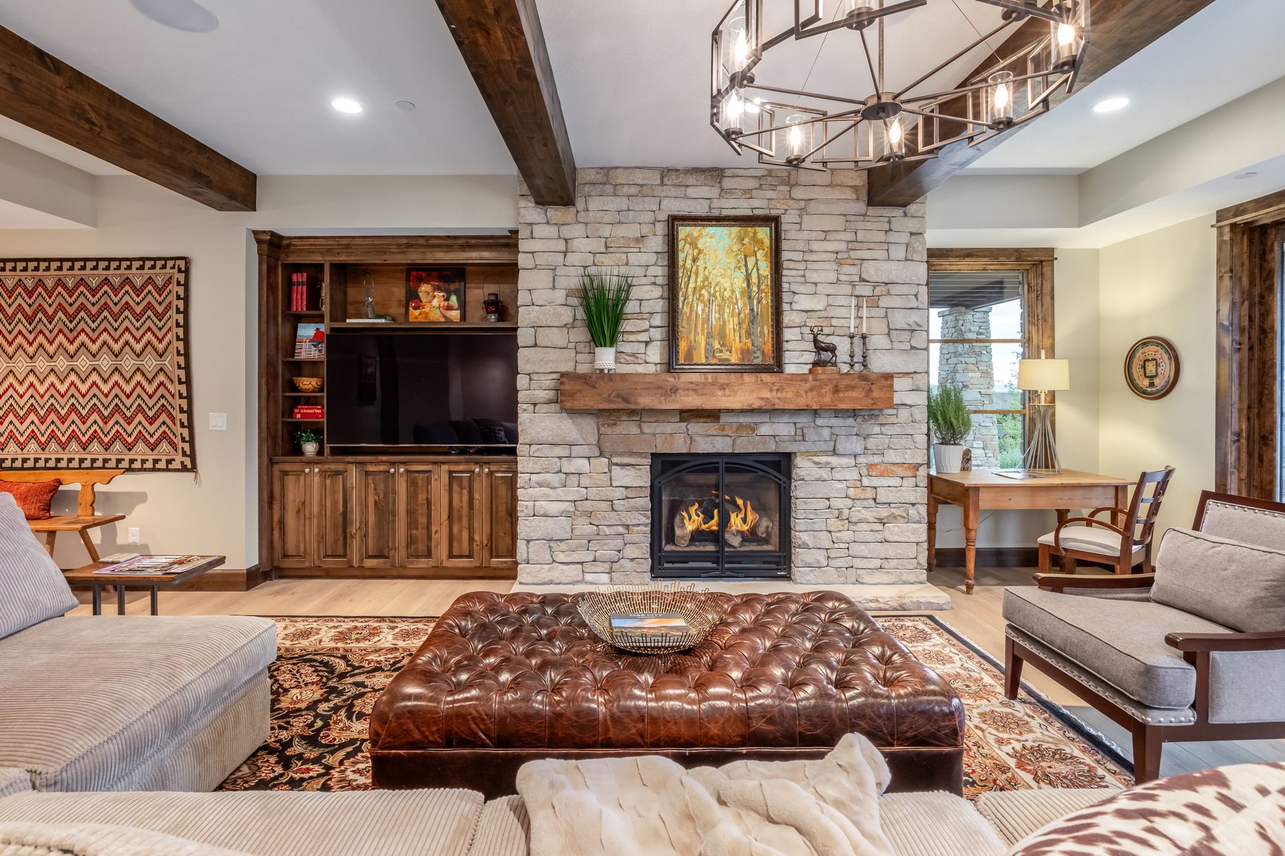  Luxury Custom Home in the Coveted Woods of Parleys Lane - 物件實景