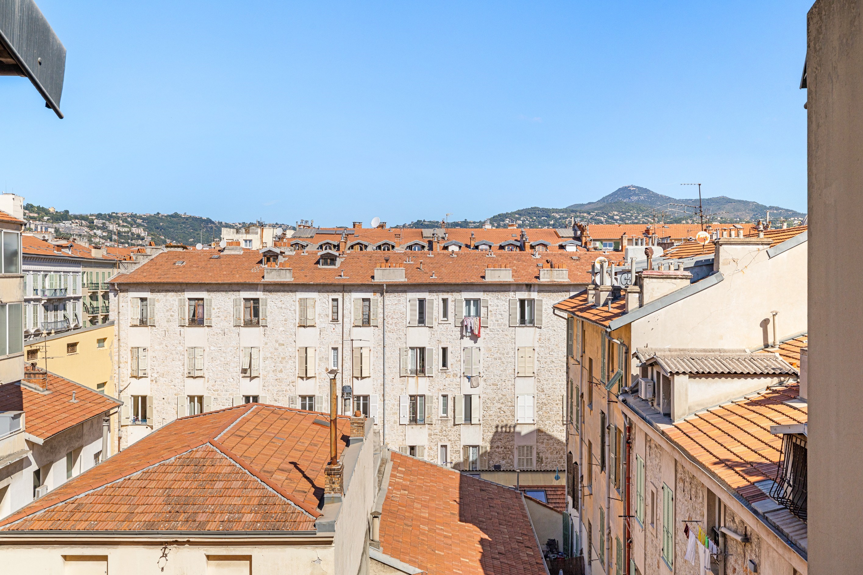  Notre-Dame – Characterful Loft with mezzanine and open city views - 物件實景