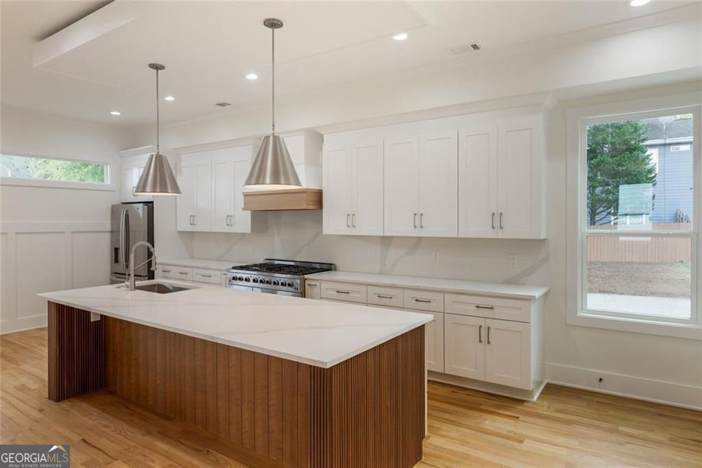 Avondale Estates, Georgia, 30002, United States, 5 Bedrooms Bedrooms, ,5 BathroomsBathrooms,Residential,For Sale,1904191