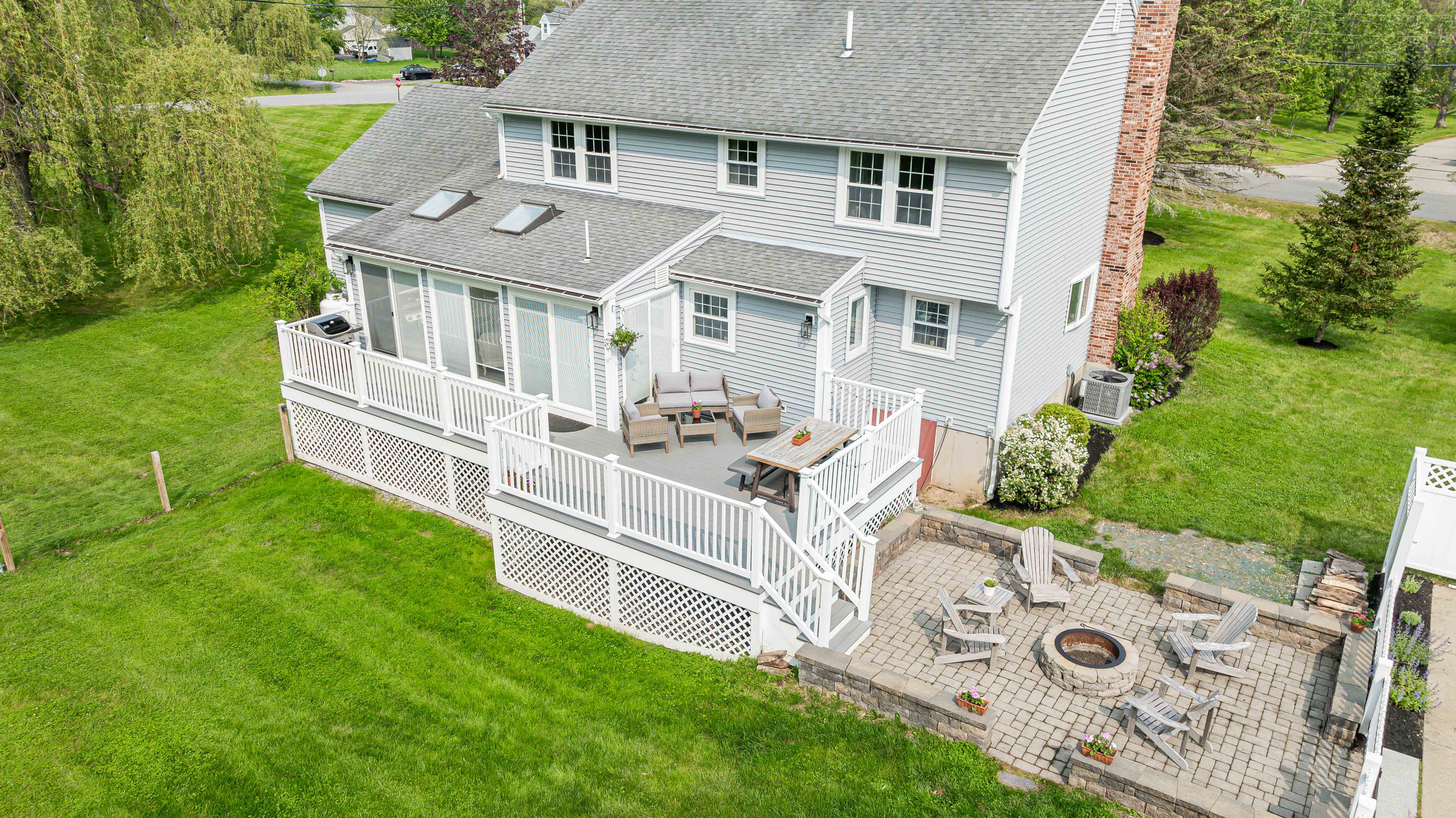 York, Maine, 03909, United States, 3 Bedrooms Bedrooms, ,3 BathroomsBathrooms,Residential,For Sale,1856750
