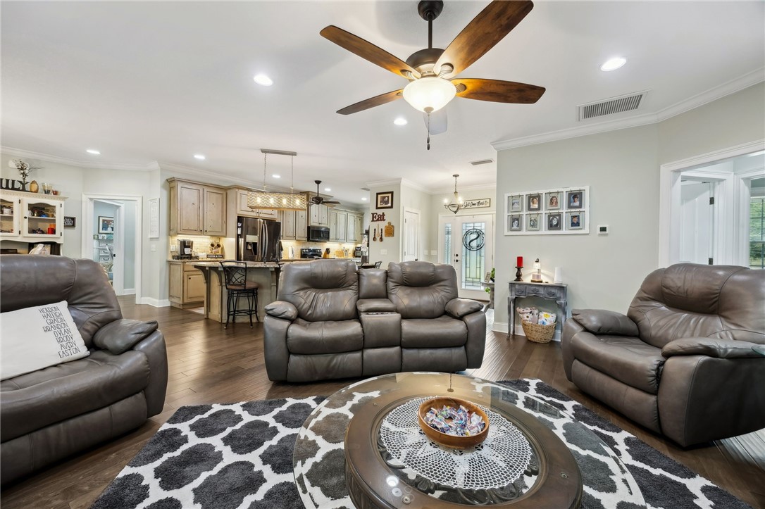 White Oak, Georgia, 31568, United States, 3 Bedrooms Bedrooms, ,2 BathroomsBathrooms,Residential,For Sale,1985107