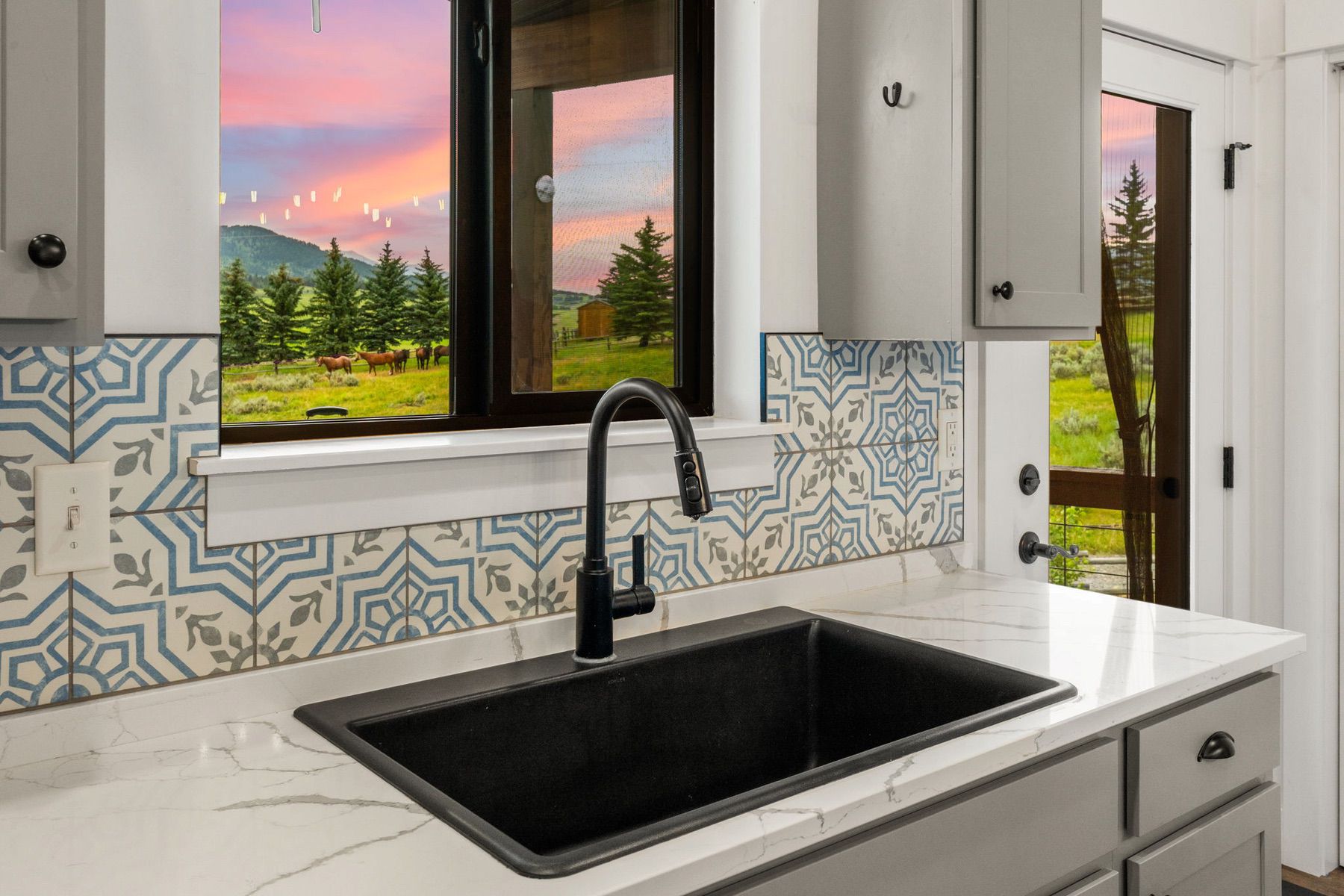  215 Timberline Creek Dr - 物件實景