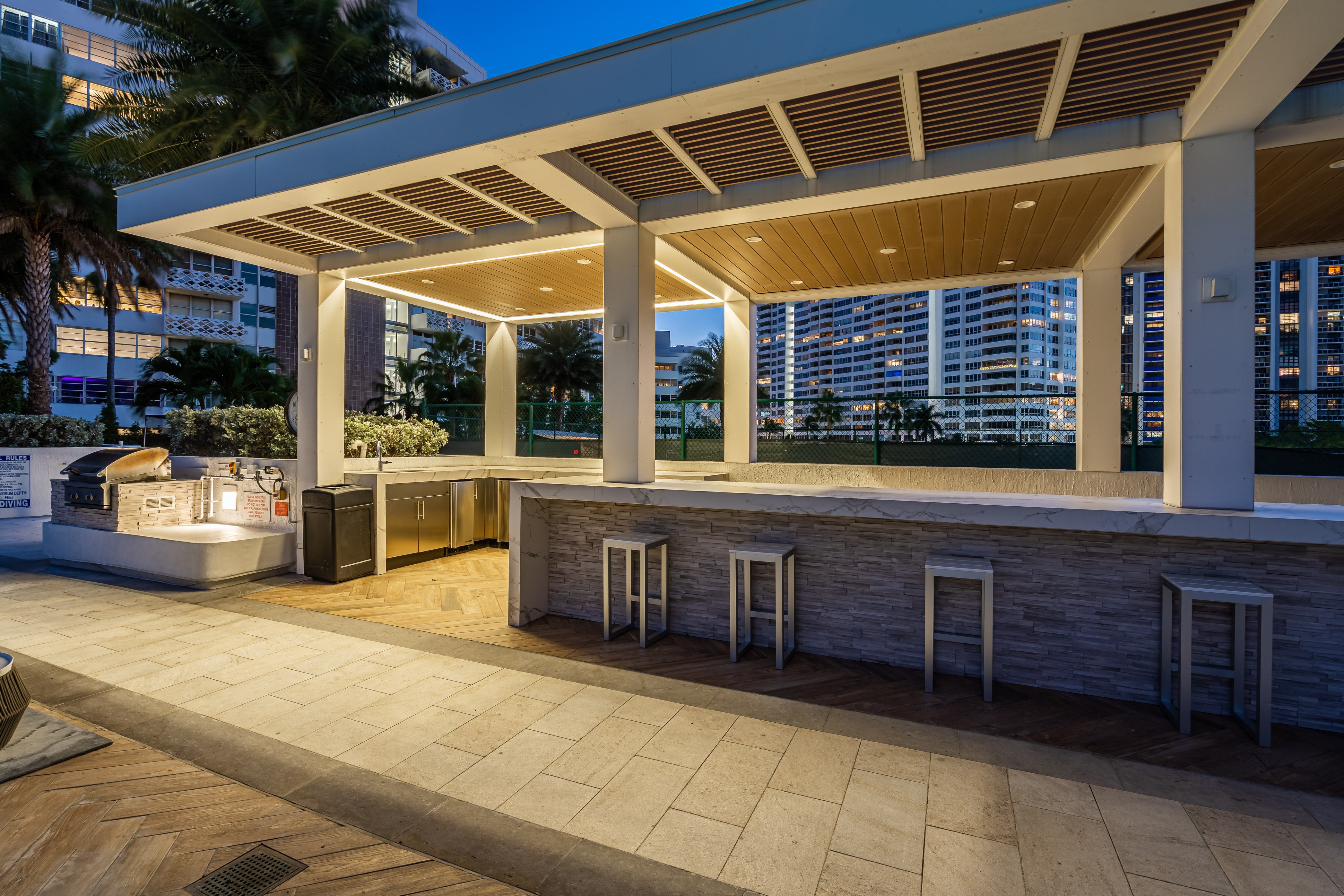  10 Venetian Way, Miami Beach, FL, 33139 - 物件實景