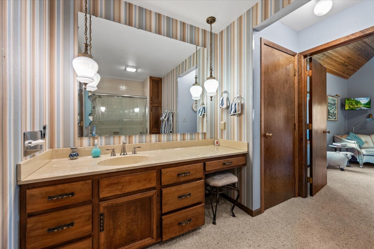 Lead, South Dakota, 57754, United States, 4 Bedrooms Bedrooms, ,3 BathroomsBathrooms,Residential,For Sale,1975195