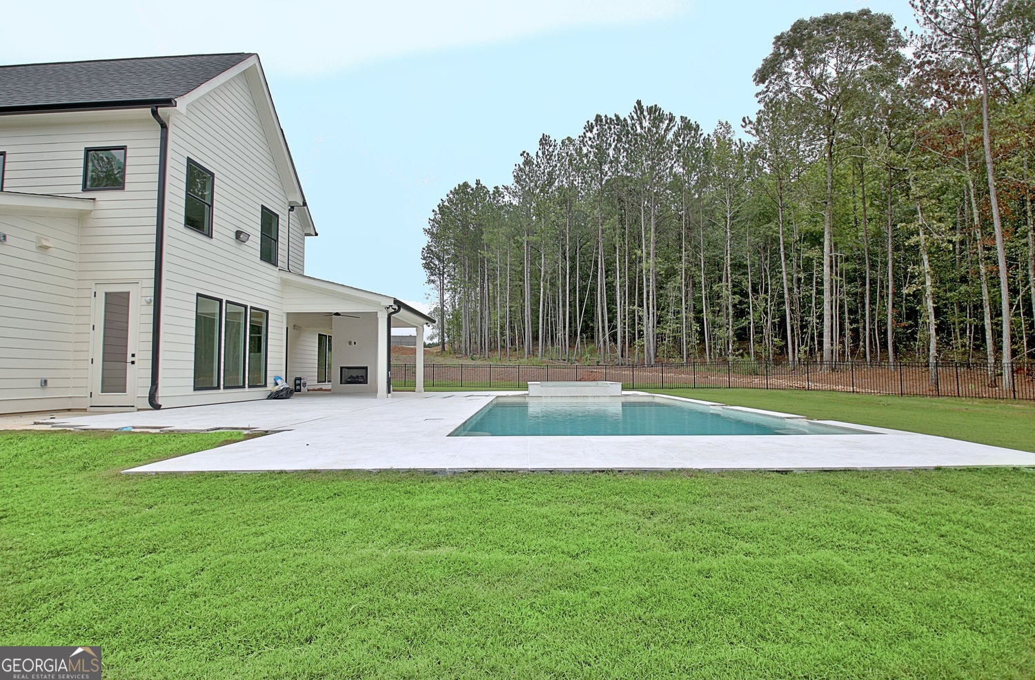 Tyrone, Georgia, 30290, United States, 6 Bedrooms Bedrooms, ,6 BathroomsBathrooms,Residential,For Sale,1859039