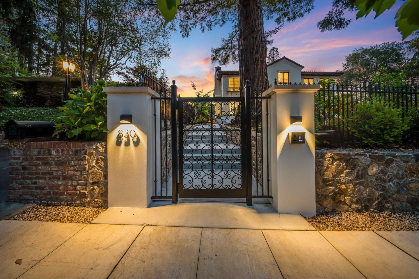 San Mateo, California, 94402, United States, 4 Bedrooms Bedrooms, ,6 BathroomsBathrooms,Residential,For Sale,1836989