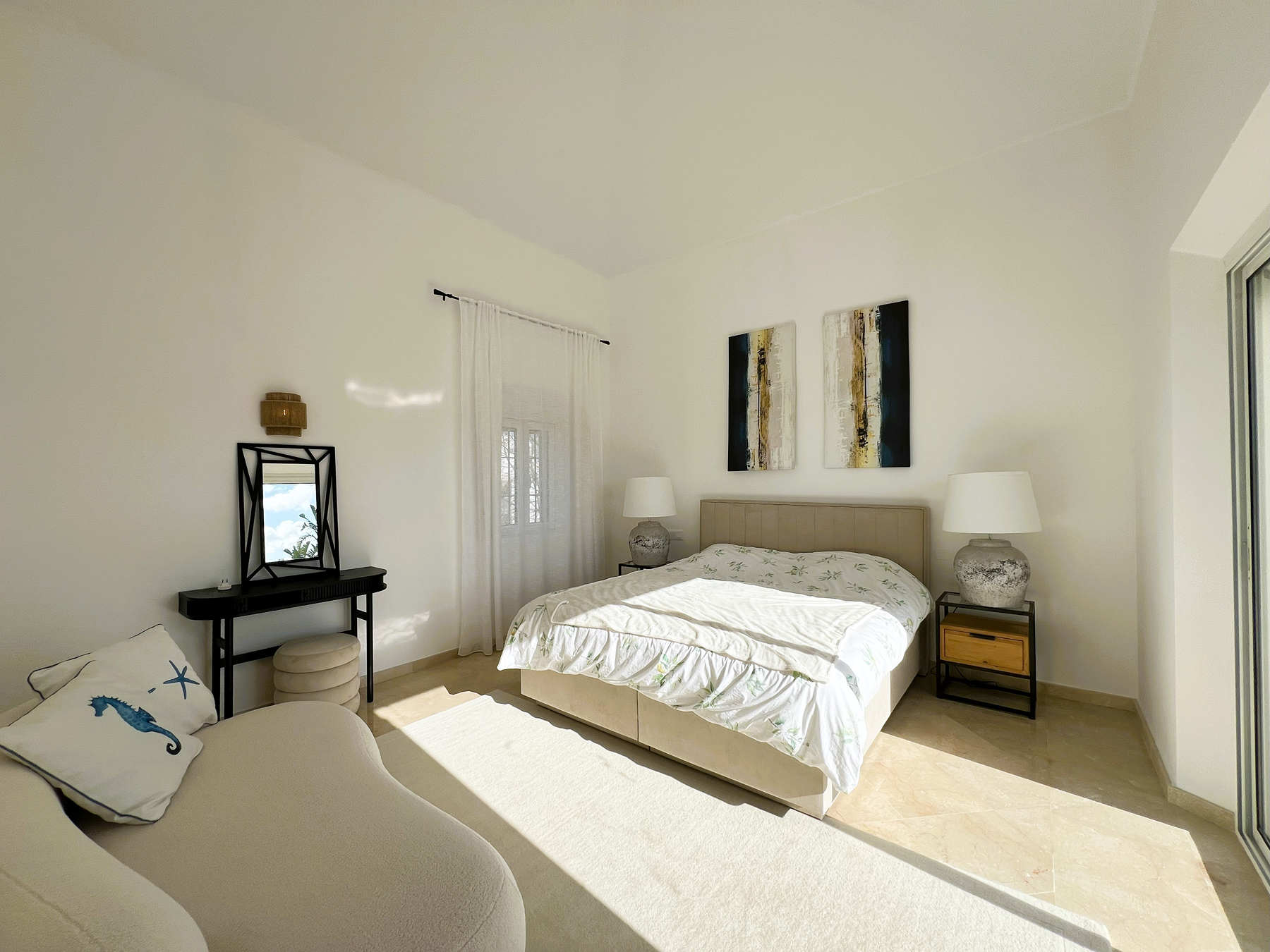  Renovated Andalusian-style villa with private garden and pool - 物件實景