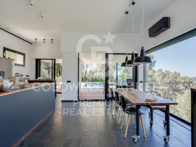 Matadepera, Catalonia, 08230, ES, 3 Bedrooms Bedrooms, ,2 BathroomsBathrooms,Residential,For Sale,1818850