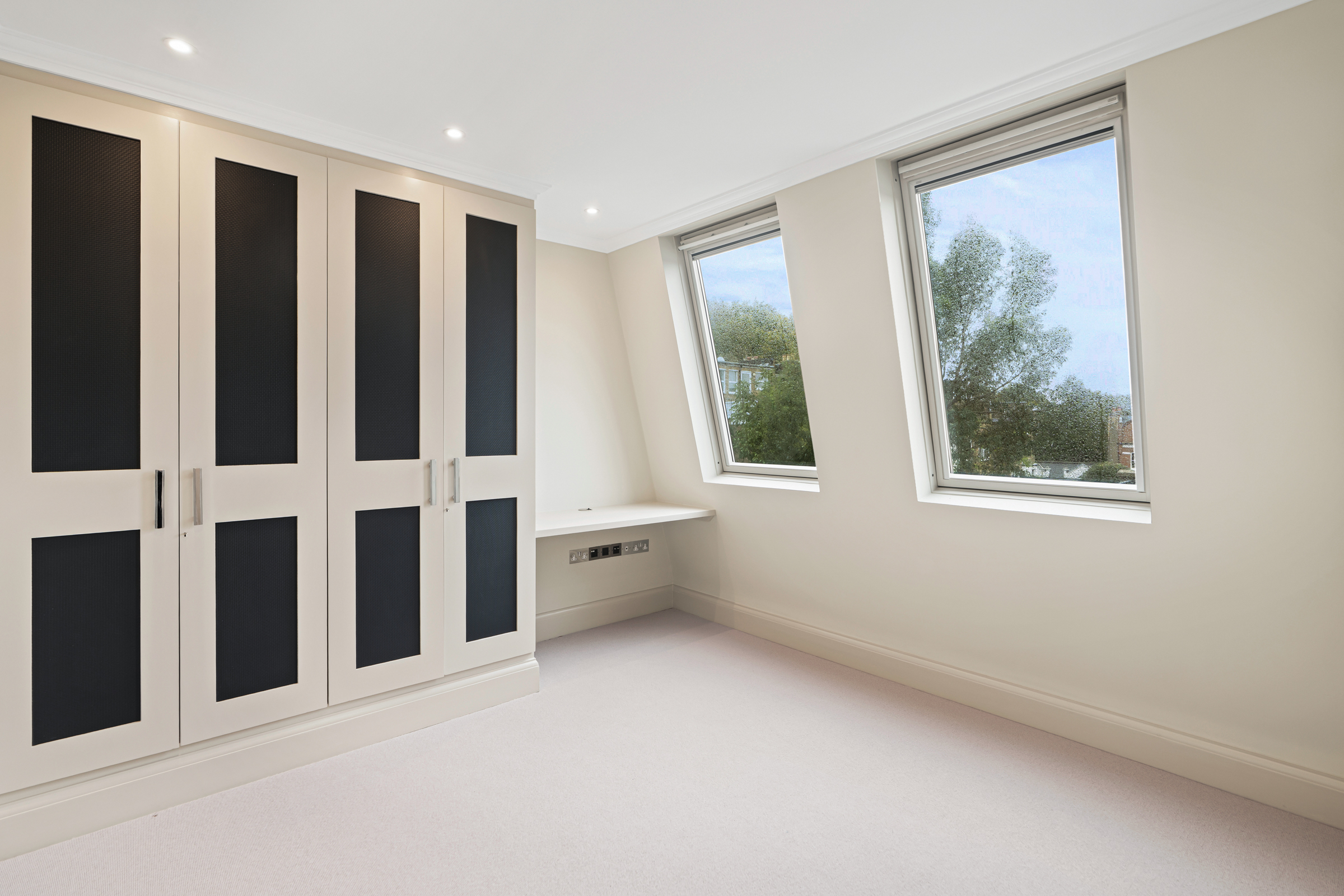  A six-bedroom Peterborough Estate house with a garden, roof terrace and garage - 物件實景