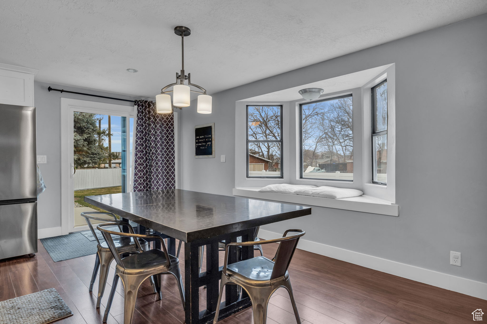 Sandy, Utah, 84070, United States, 5 Bedrooms Bedrooms, ,1 BathroomBathrooms,Residential,For Sale,1753119