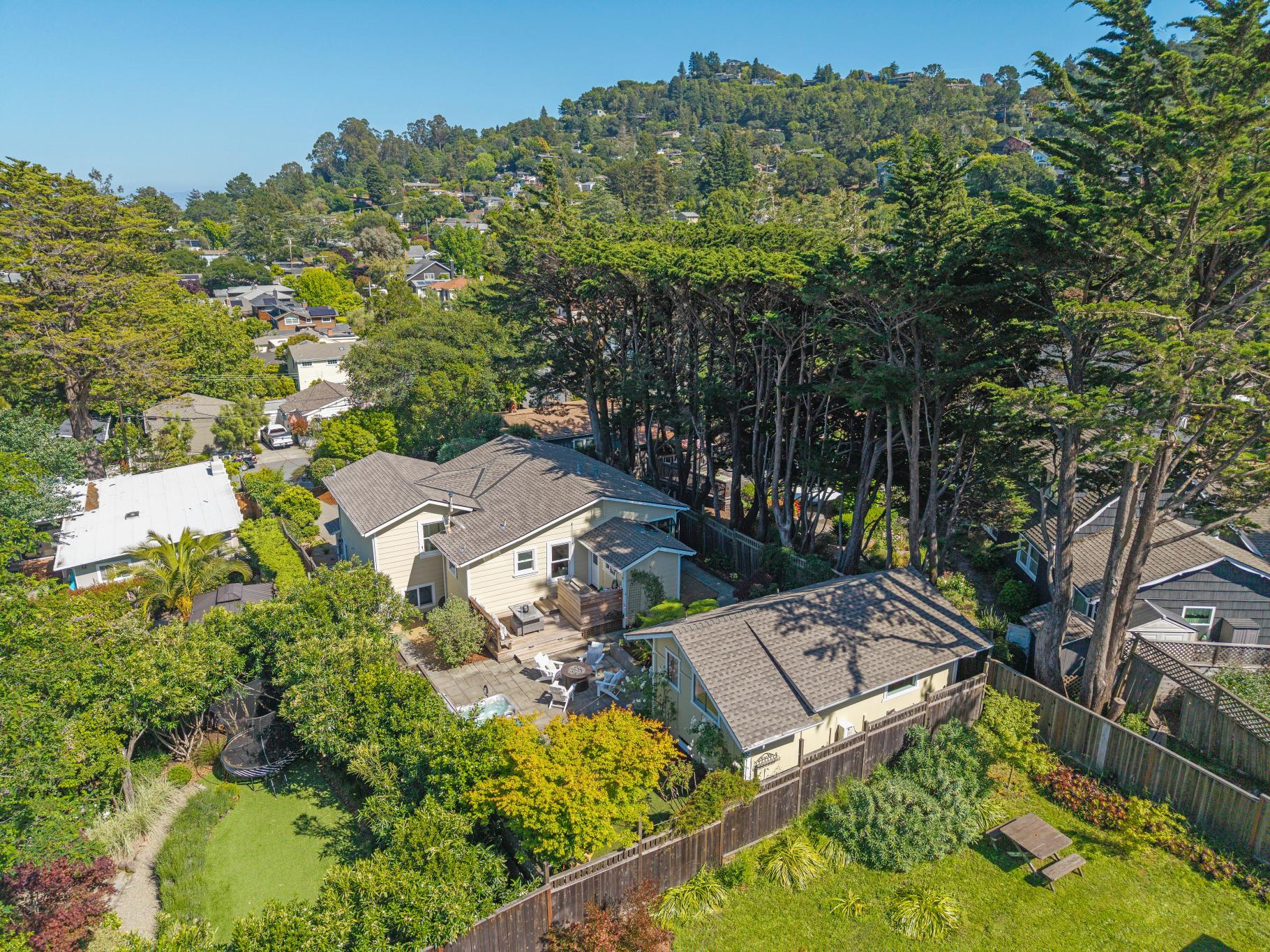  Chapman Park Charmer with Cottage - 物件實景
