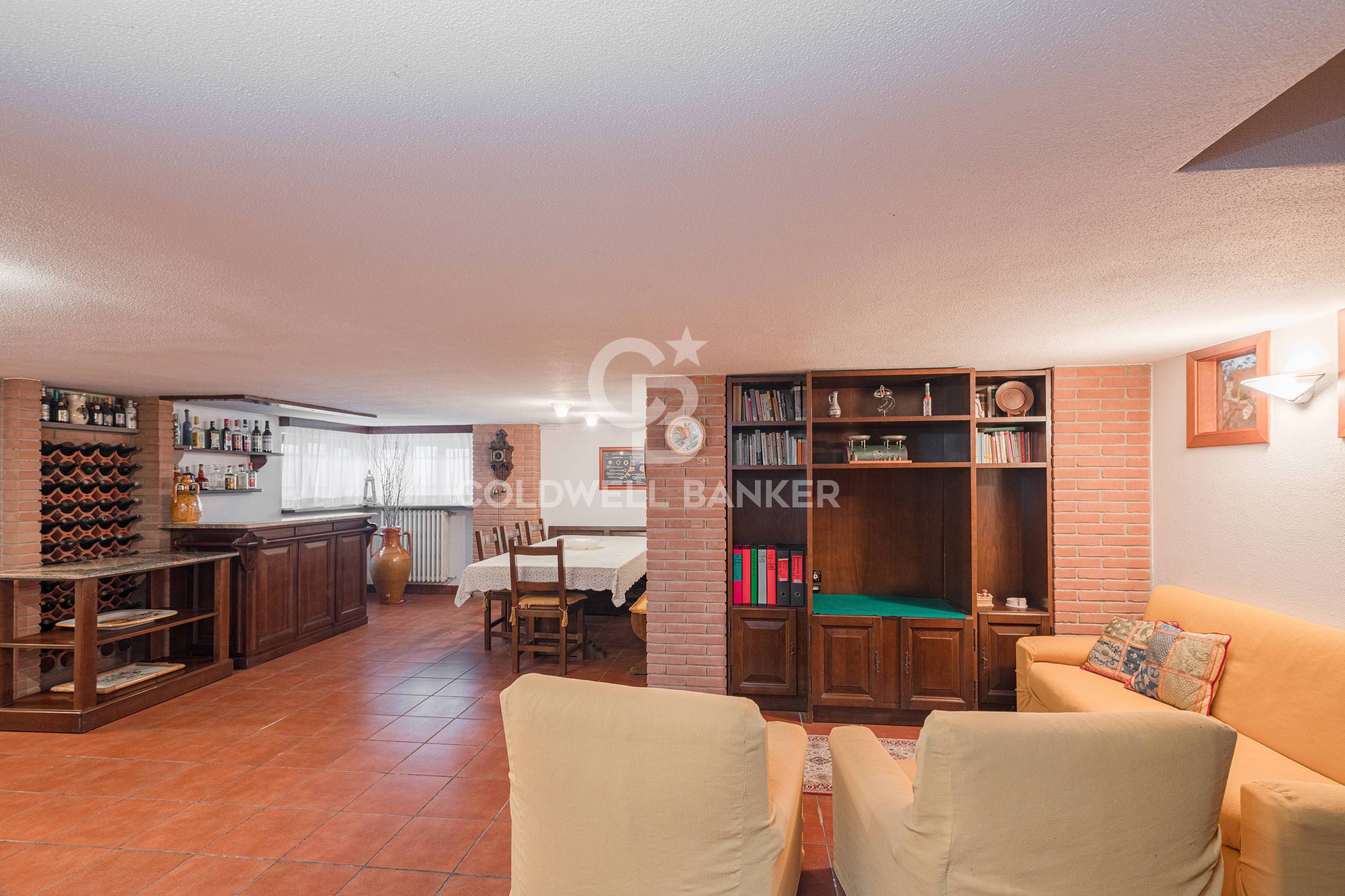 Macherio, Monza e Brianza, 20050, IT, 3 Bedrooms Bedrooms, ,3 BathroomsBathrooms,Residential,For Sale,1968992