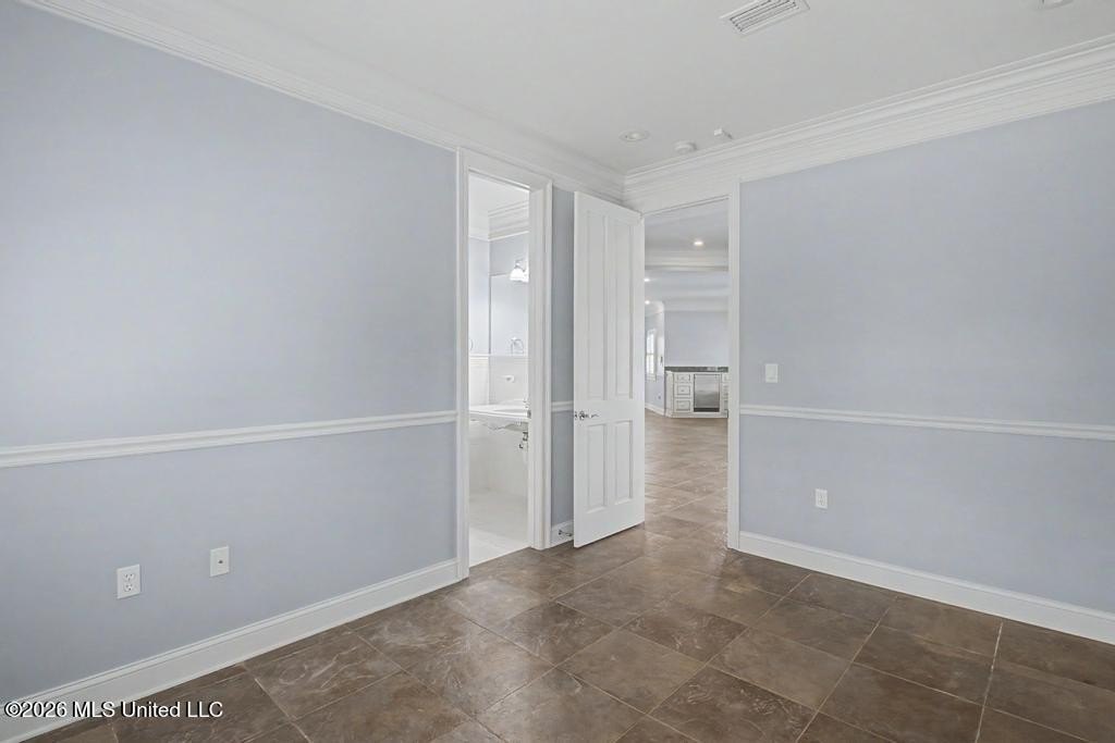 Gulfport, Mississippi, 39503, United States, 6 Bedrooms Bedrooms, ,7 BathroomsBathrooms,Residential,For Sale,2048640