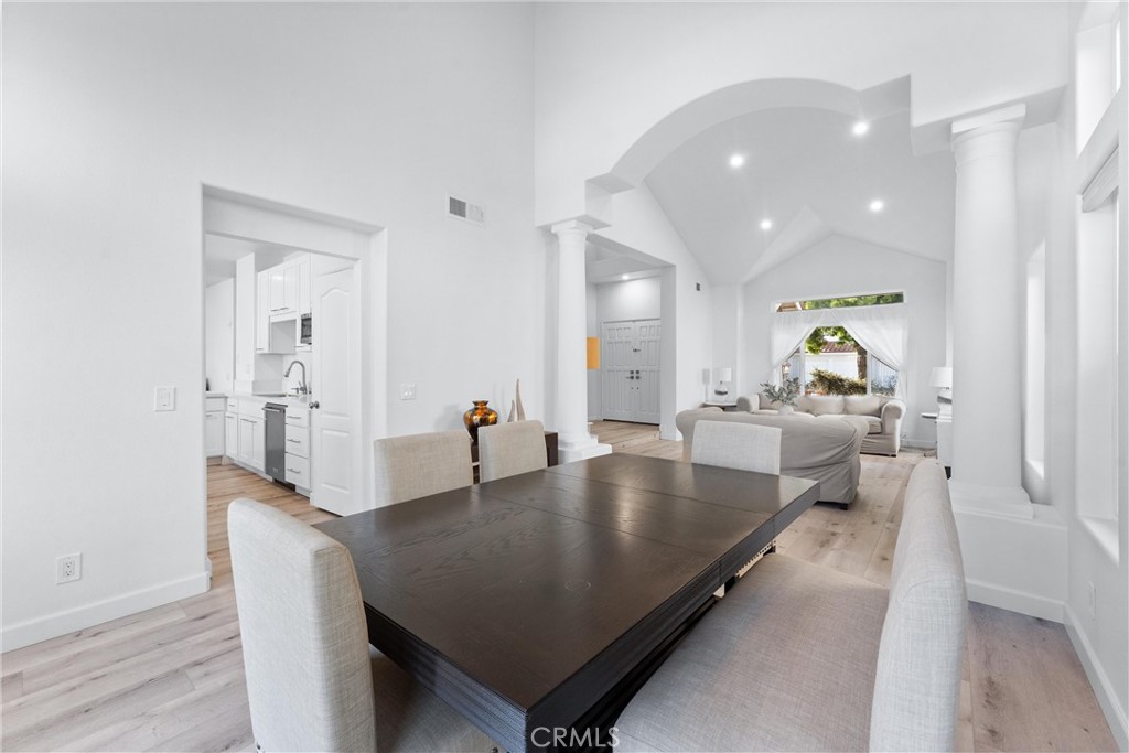 Laguna Hills, California, 92653, United States, 4 Bedrooms Bedrooms, ,3 BathroomsBathrooms,Residential,For Sale,1987832