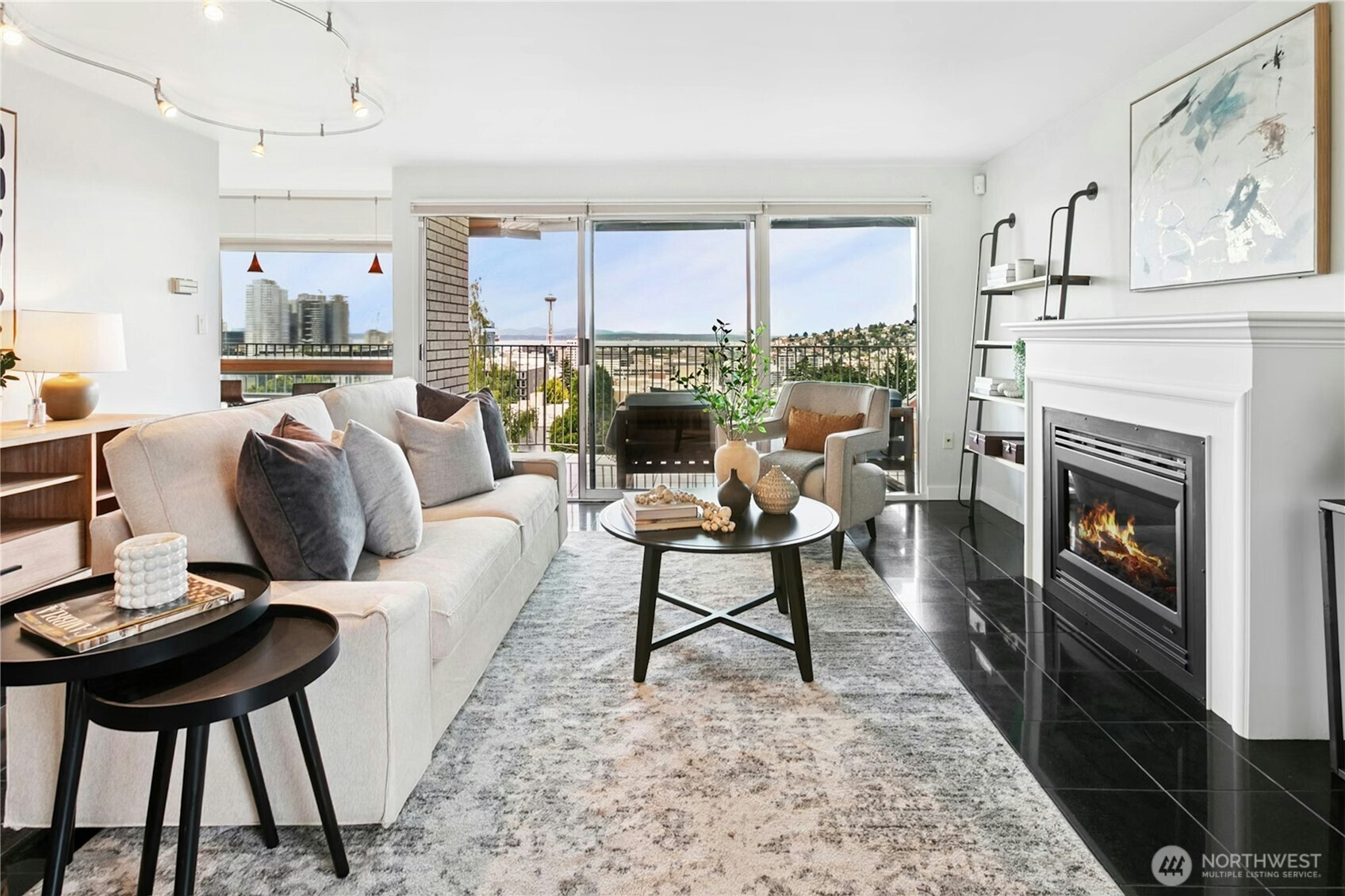 Seattle, Washington, 98102, United States, 2 Bedrooms Bedrooms, ,1 BathroomBathrooms,Residential,For Sale,1973111