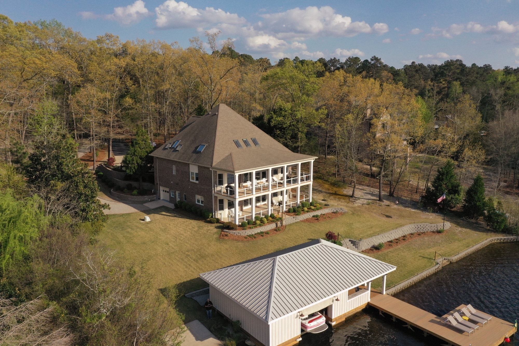  533 Jacobs Millpond Road - 物件實景