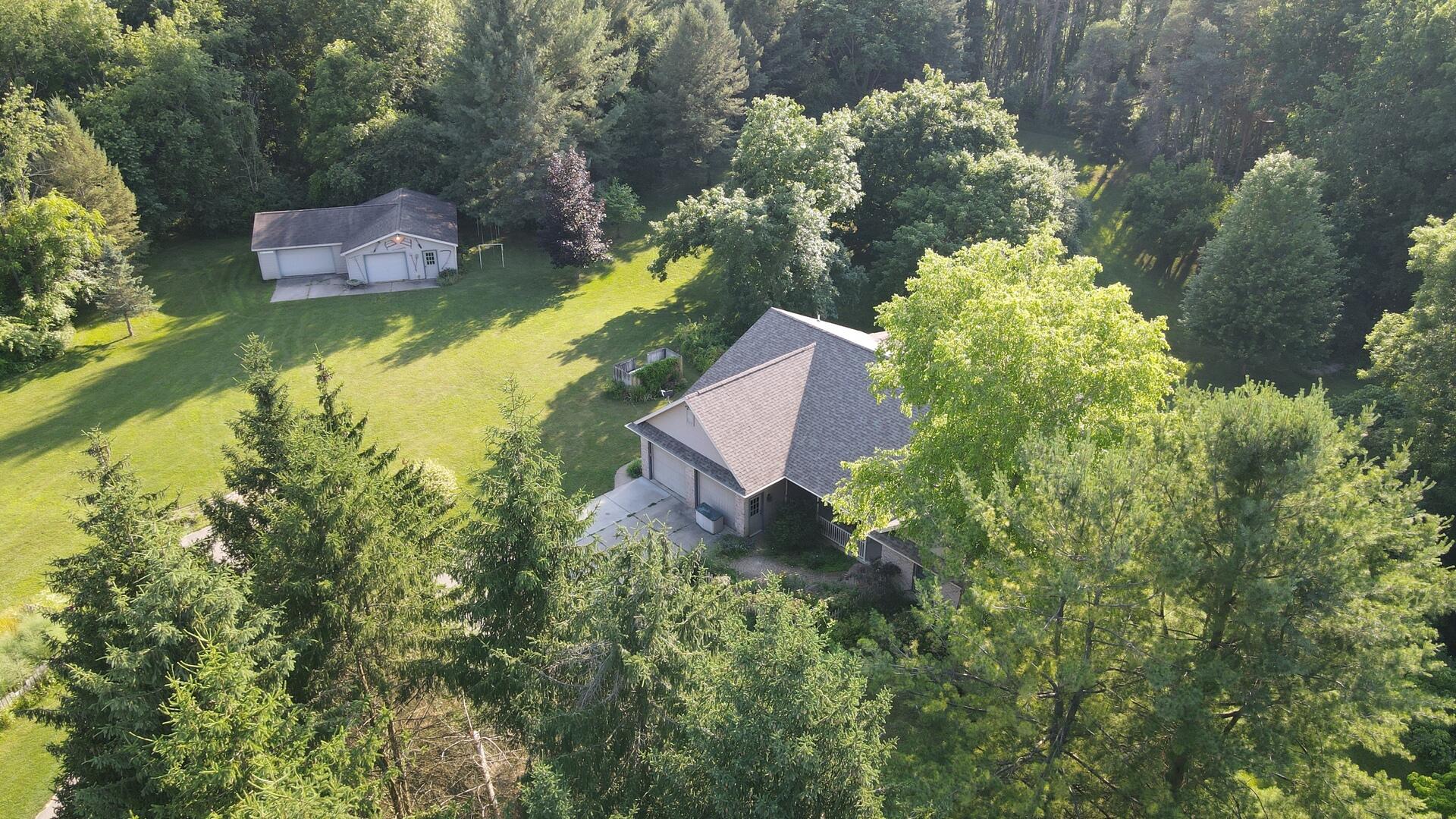 Portland, Michigan, 48875, United States, 5 Bedrooms Bedrooms, ,4 BathroomsBathrooms,Residential,For Sale,1928333