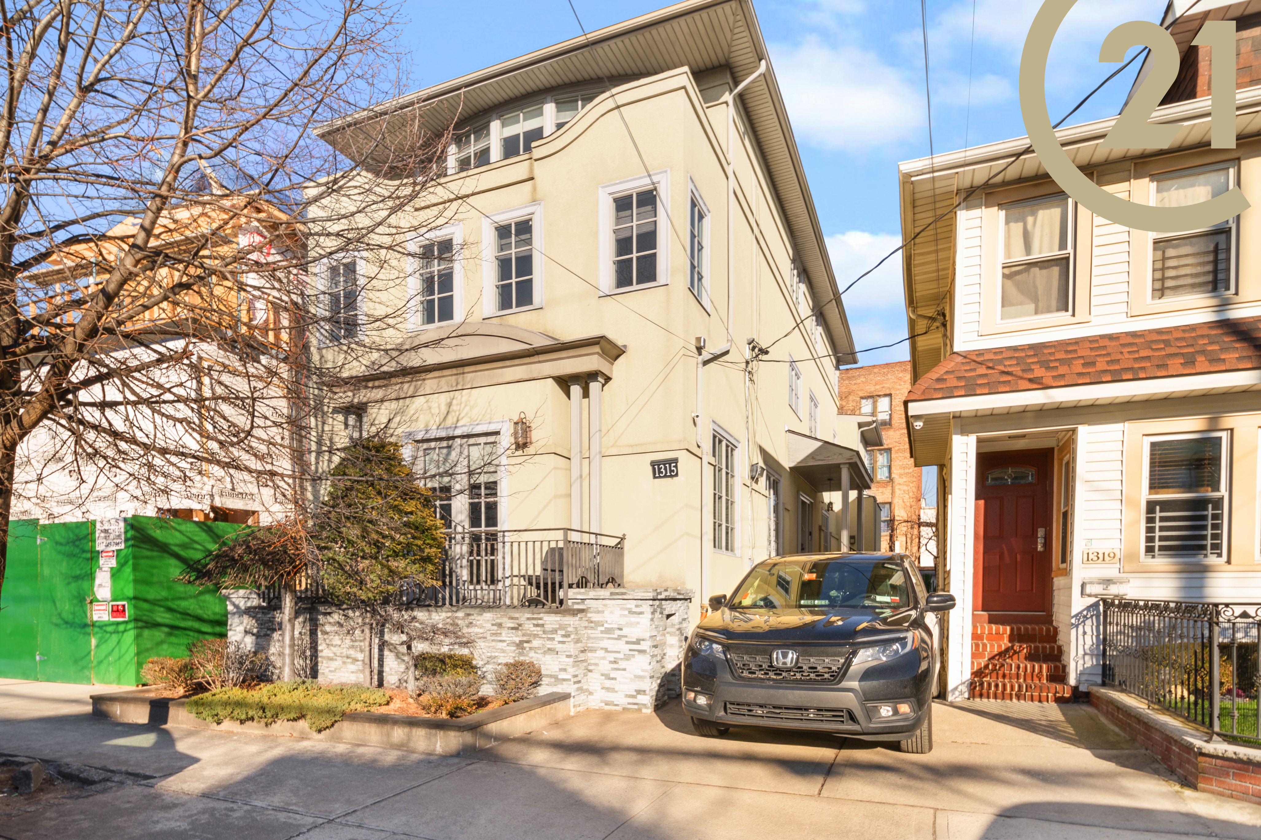 Brooklyn, New York, 11210, United States, 7 Bedrooms Bedrooms, ,5 BathroomsBathrooms,Residential,For Sale,1895266