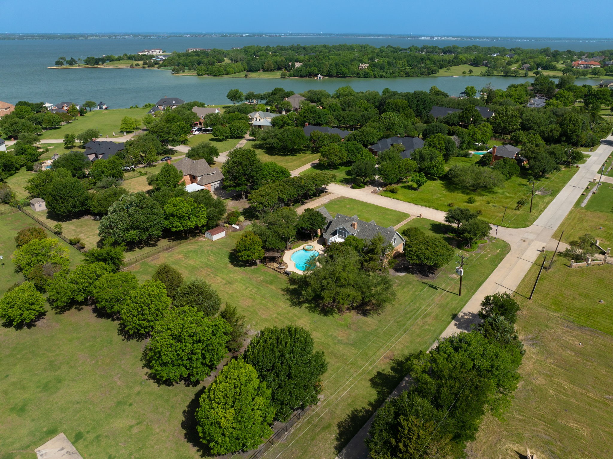 Heath, Texas, 75032, United States, 4 Bedrooms Bedrooms, ,3 BathroomsBathrooms,Residential,For Sale,1817518