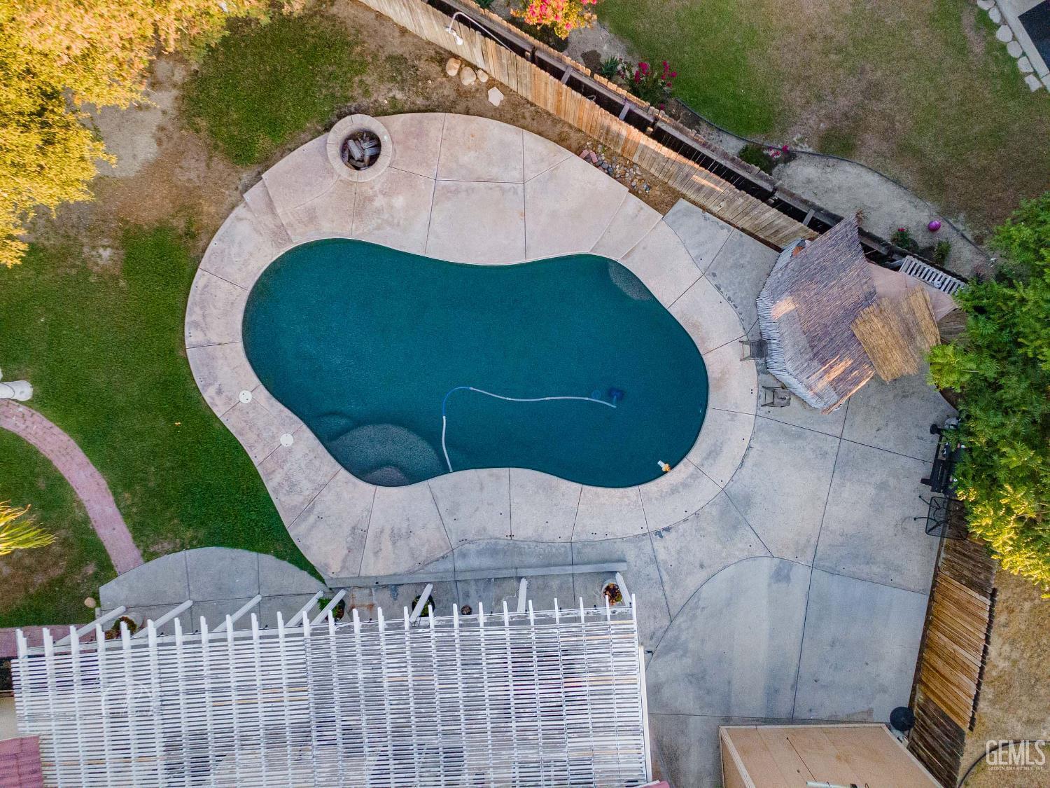 Bakersfield, California, 93313, United States, 4 Bedrooms Bedrooms, ,2 BathroomsBathrooms,Residential,For Sale,1882139