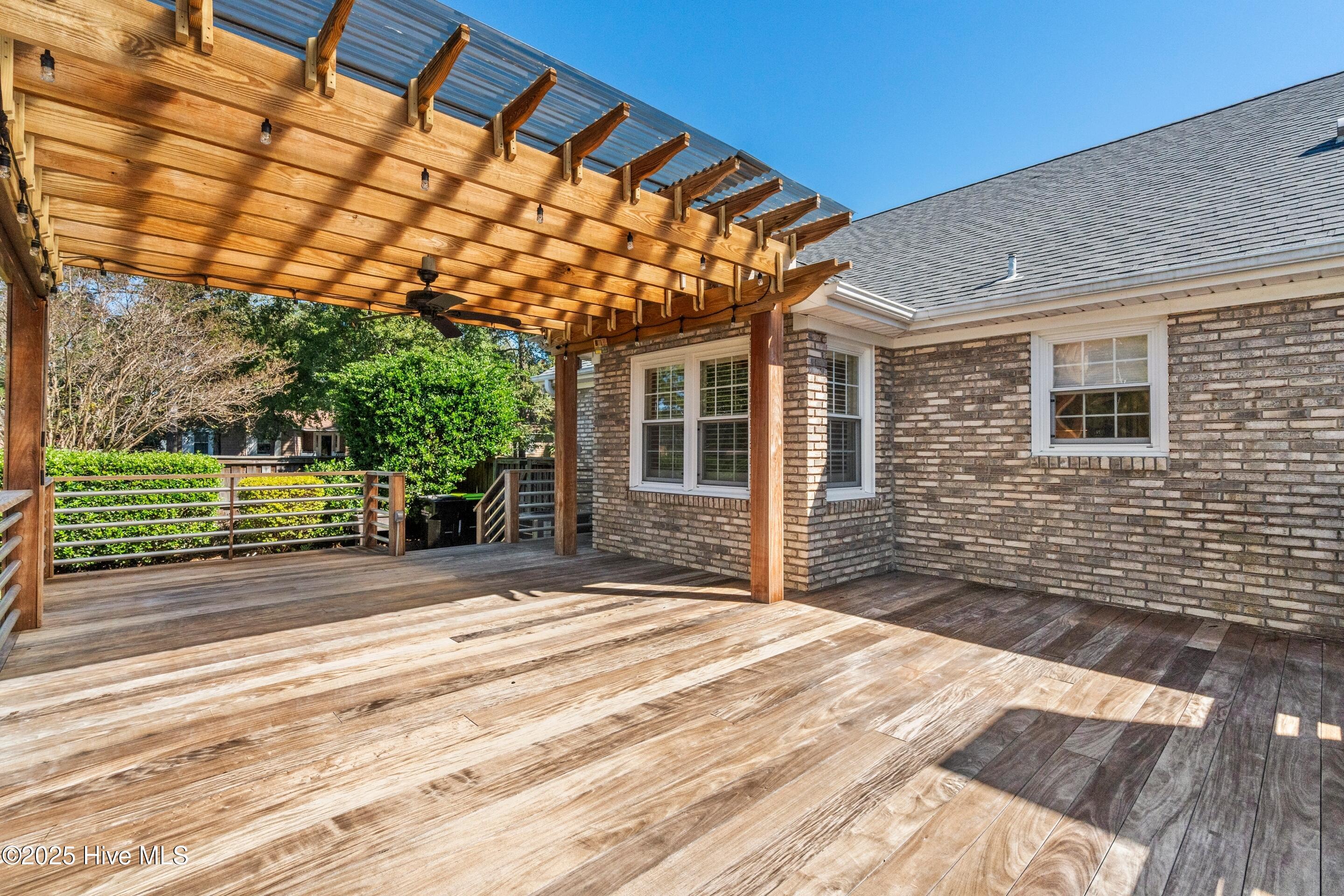 Wilmington, North Carolina, 28409, United States, 4 Bedrooms Bedrooms, ,3 BathroomsBathrooms,Residential,For Sale,1967637