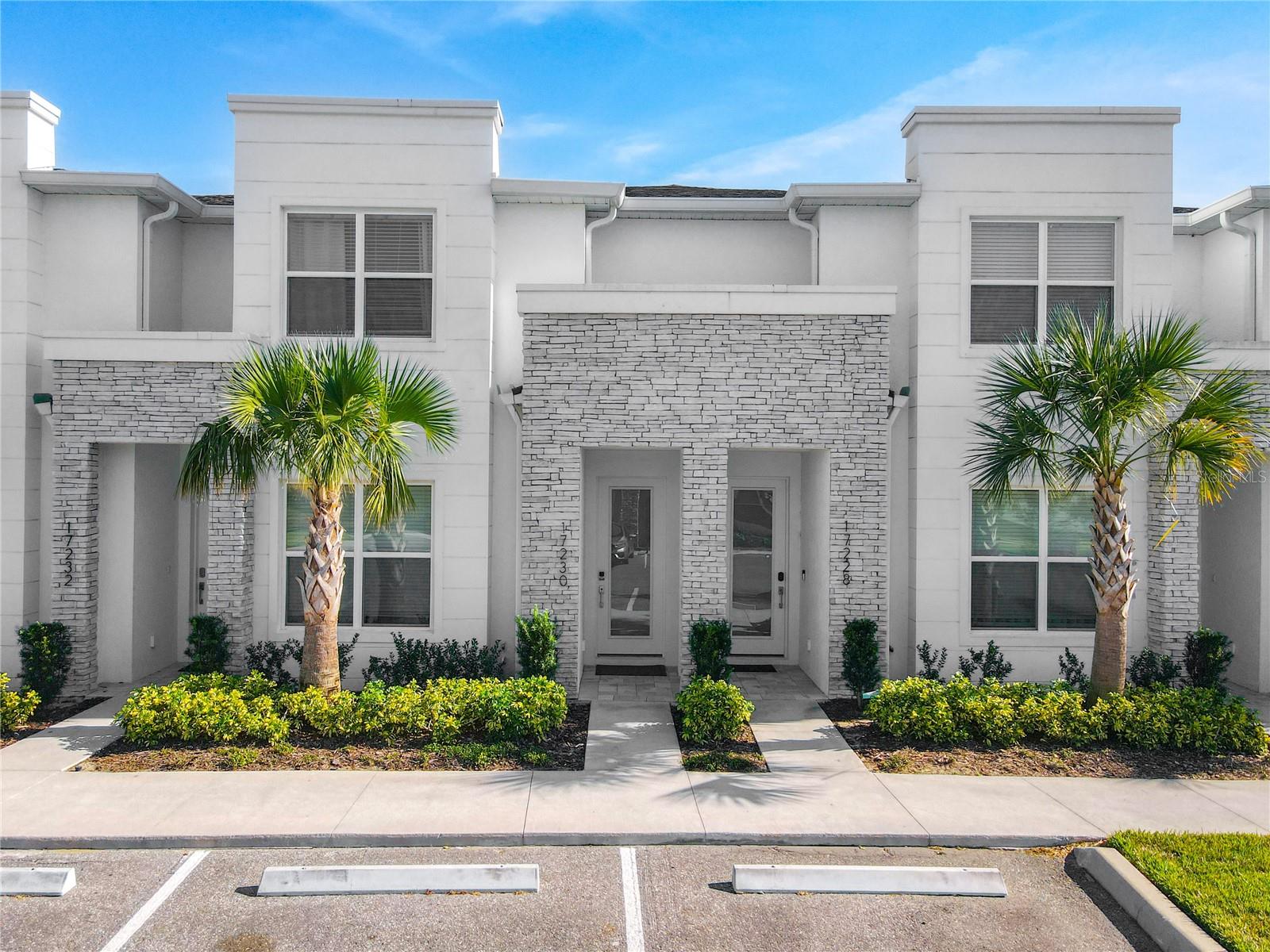 CLERMONT, Florida, 34714, United States, 3 Bedrooms Bedrooms, ,3 BathroomsBathrooms,Residential,For Sale,1981971