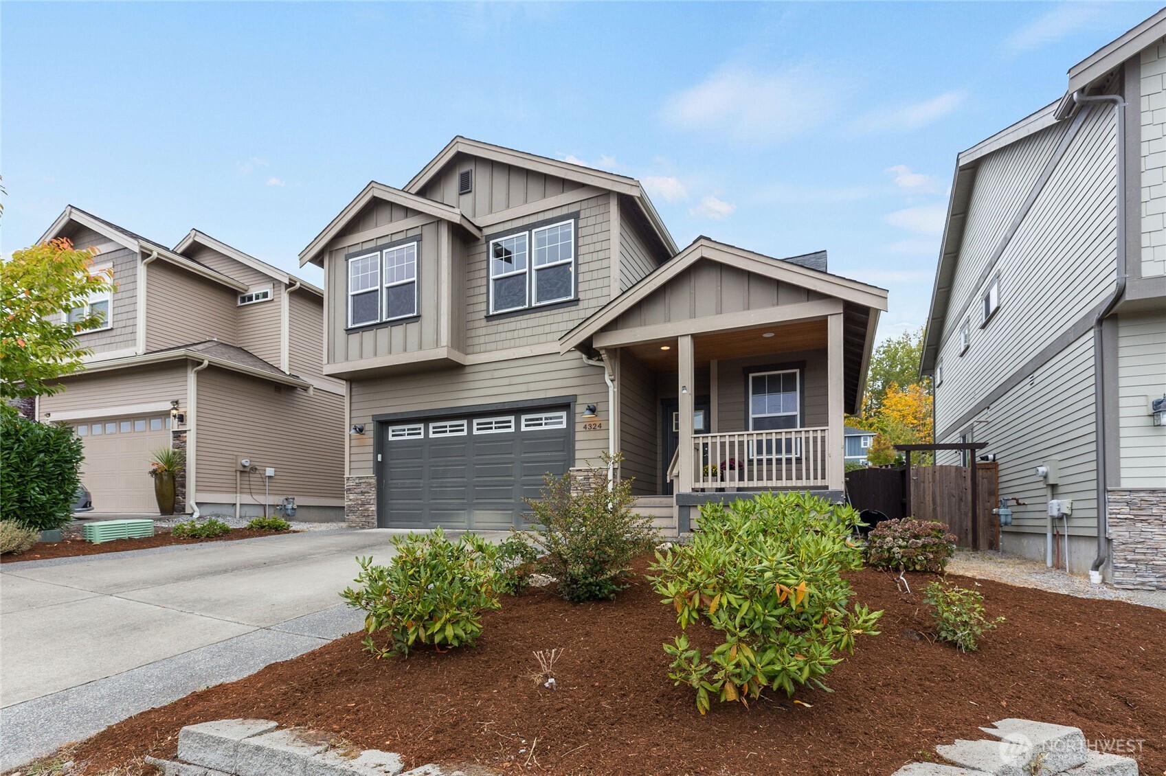 Bellingham, Washington, 98226, United States, 3 Bedrooms Bedrooms, ,2 BathroomsBathrooms,Residential,For Sale,1958971