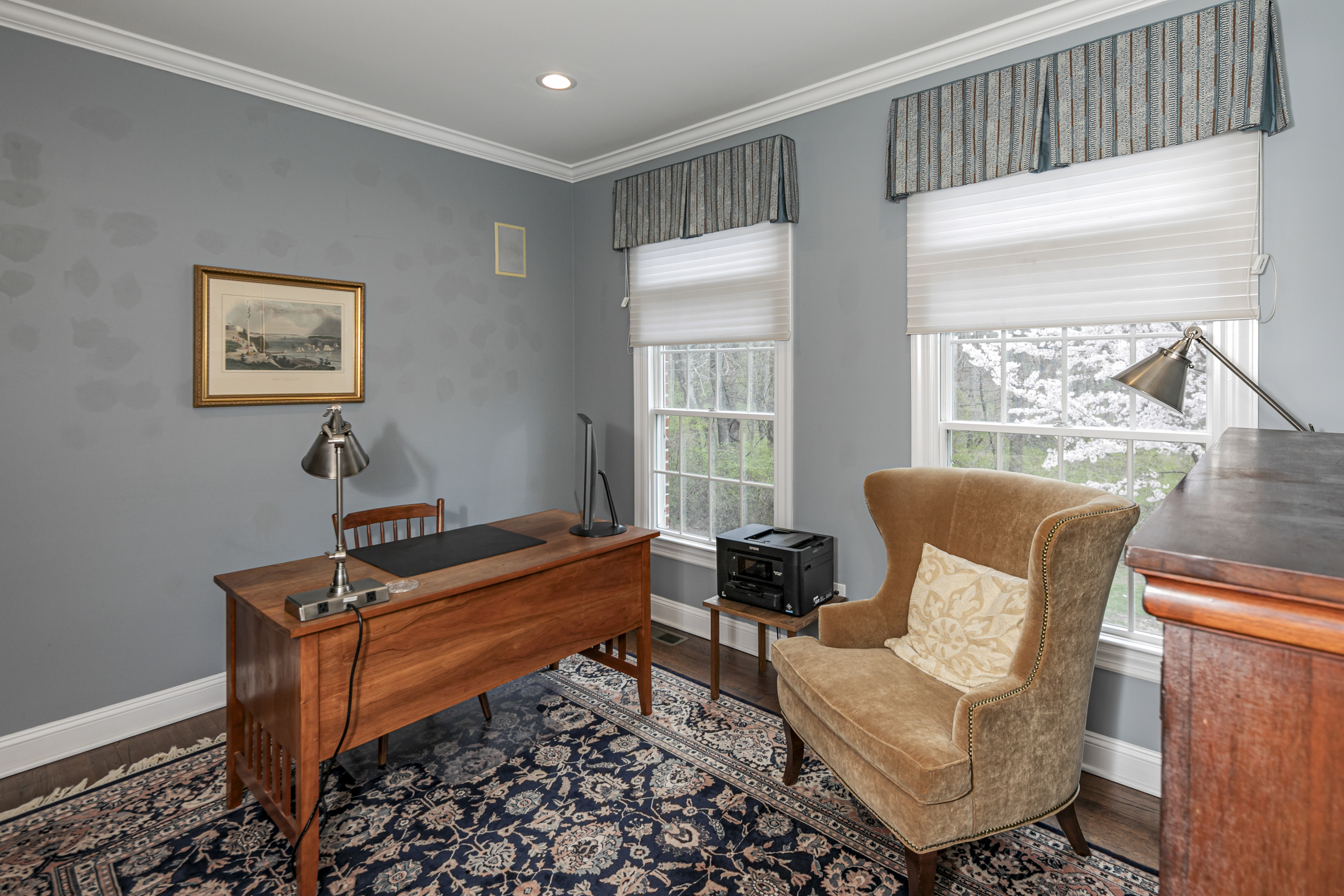  Exceptional Design and Thoughtful Updates in a Rare Governors Lane Offering - 物件實景