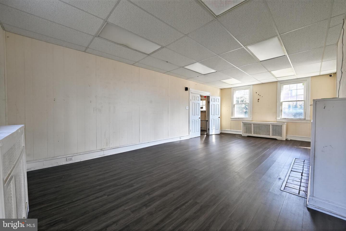 Havertown, Pennsylvania, 19083, United States, 6 Bedrooms Bedrooms, ,2 BathroomsBathrooms,Residential,For Sale,1960669