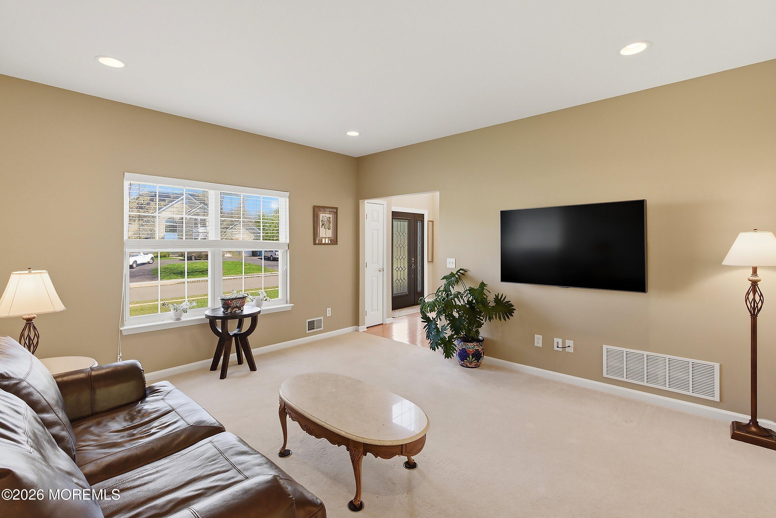 Manchester, New Jersey, 08759, United States, 5 Bedrooms Bedrooms, ,3 BathroomsBathrooms,Residential,For Sale,2040445