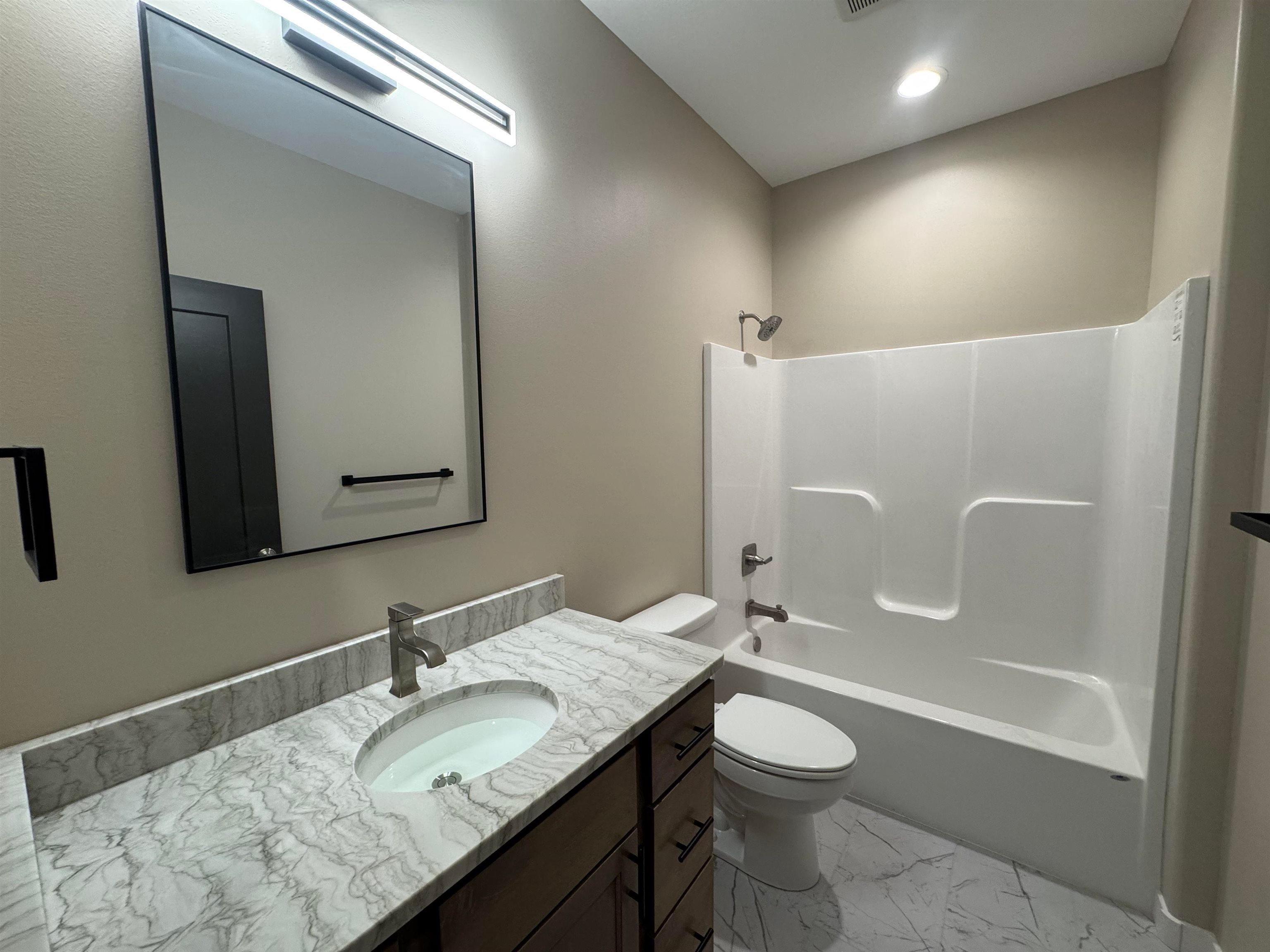 Norfolk, Nebraska, 68701, United States, 4 Bedrooms Bedrooms, ,3 BathroomsBathrooms,Residential,For Sale,1993341