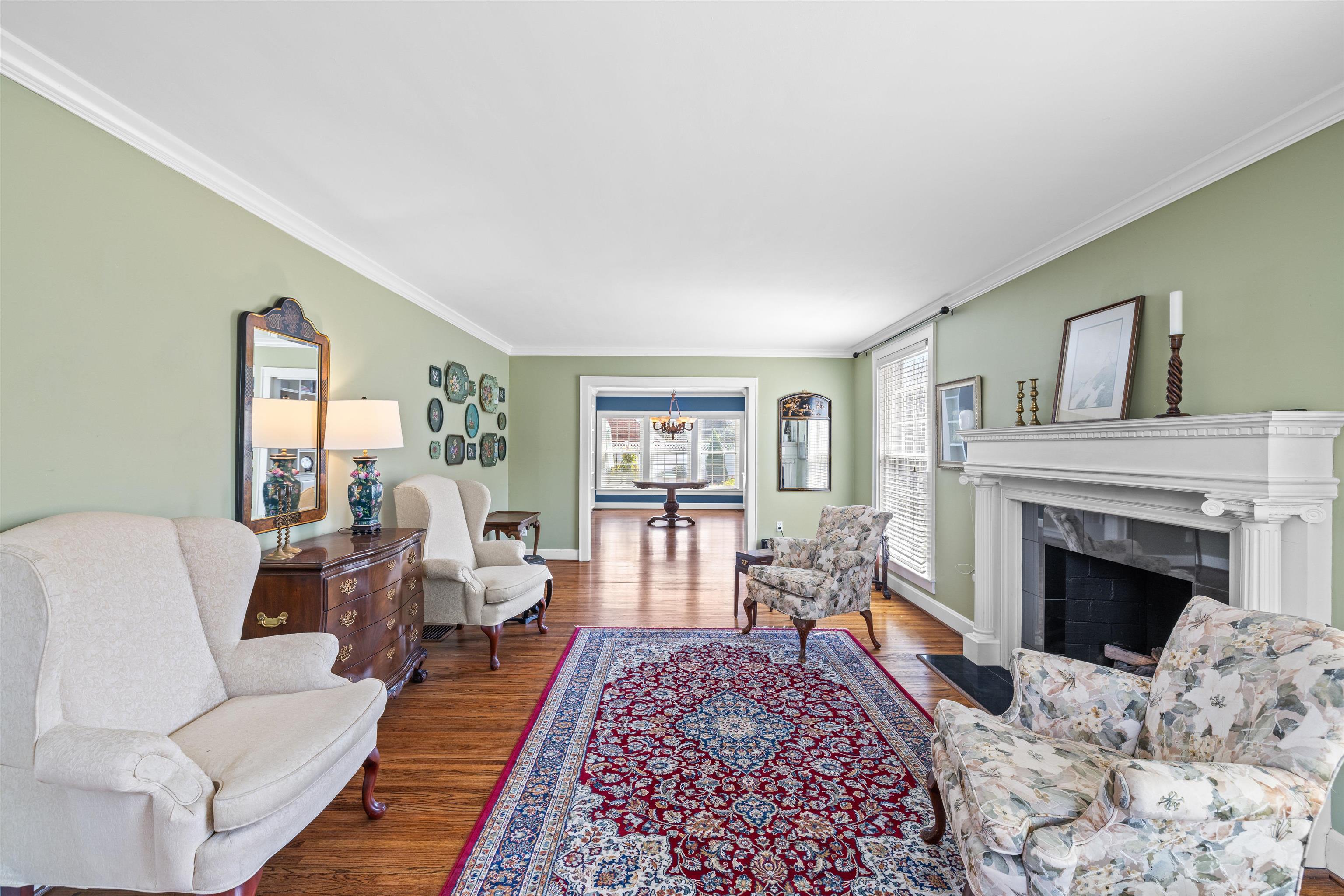 Owensboro, Kentucky, 42301, United States, 4 Bedrooms Bedrooms, ,4 BathroomsBathrooms,Residential,For Sale,1924397