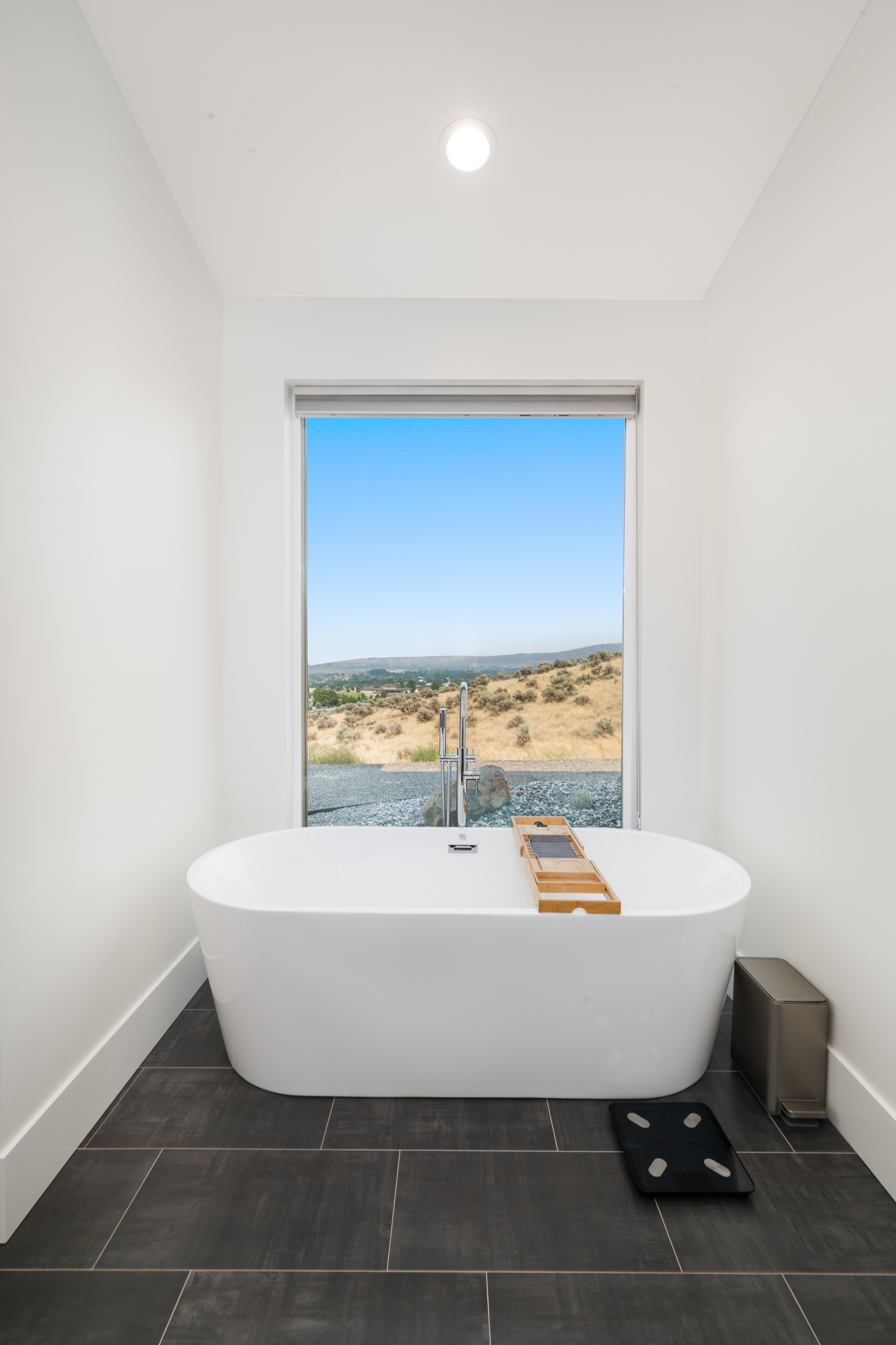  Custom Luxury, Pool, Sweeping Views, 5 Acres - 物件實景