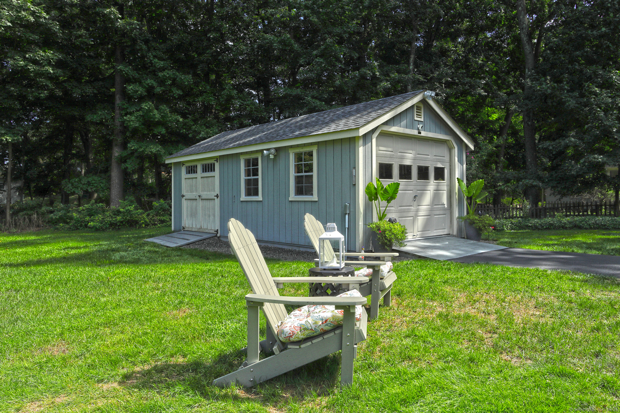 Orange, Connecticut, 06477, United States, 3 Bedrooms Bedrooms, ,3 BathroomsBathrooms,Residential,For Sale,1911286
