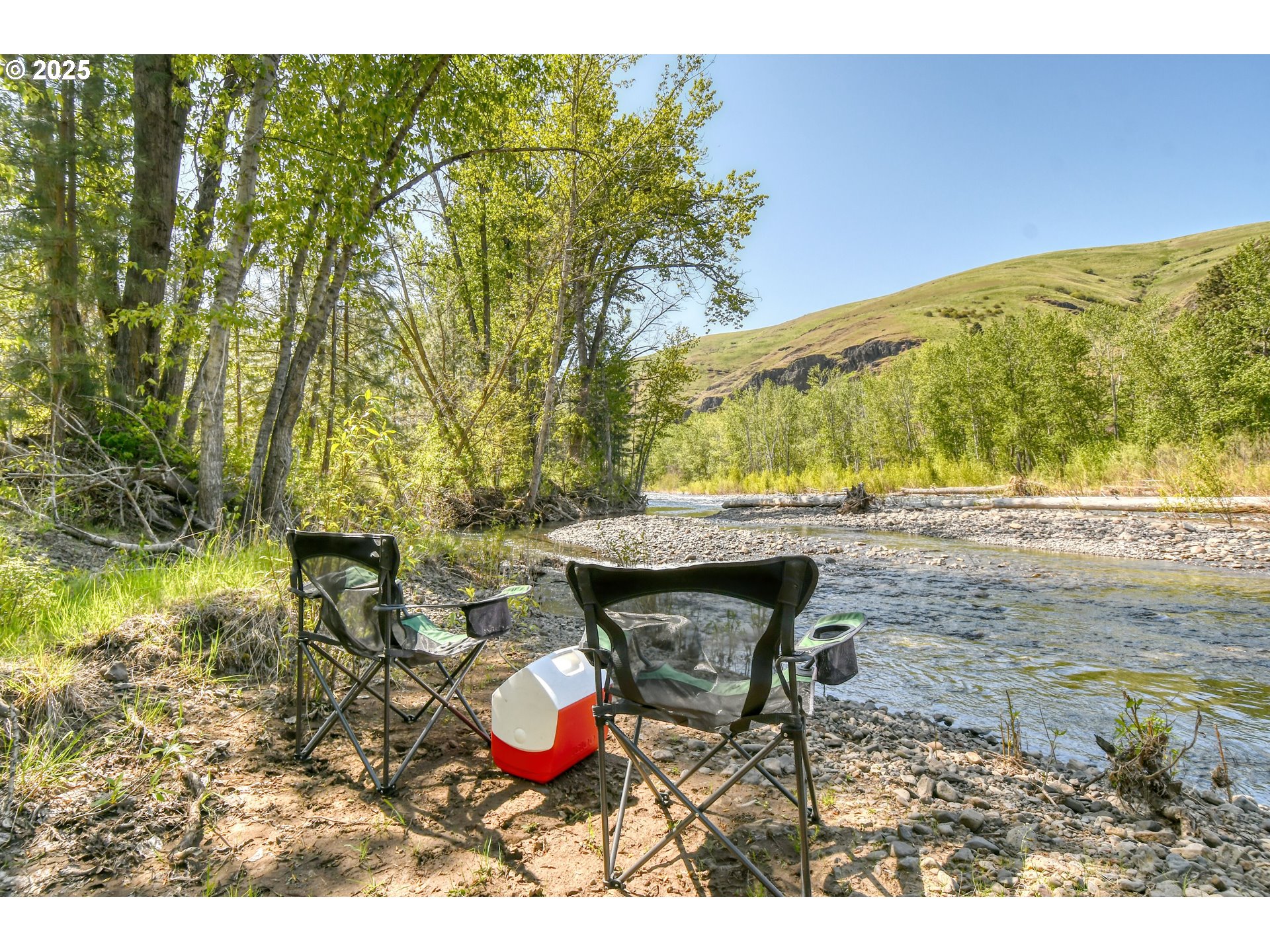 Adams, Oregon, 97810, United States, 4 Bedrooms Bedrooms, ,3 BathroomsBathrooms,Residential,For Sale,1793219