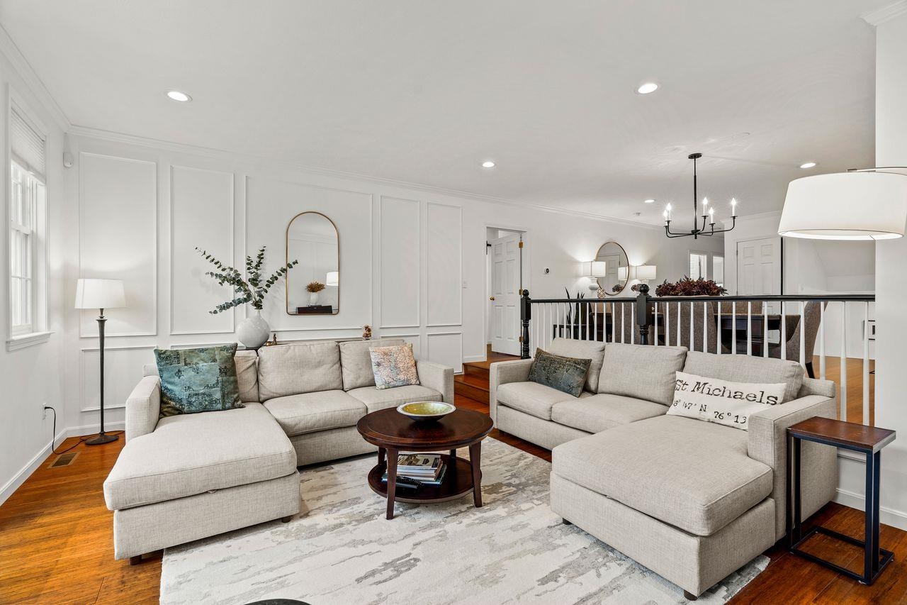 Bedford, New Hampshire, 03110, United States, 3 Bedrooms Bedrooms, ,3 BathroomsBathrooms,Residential,For Sale,1989387