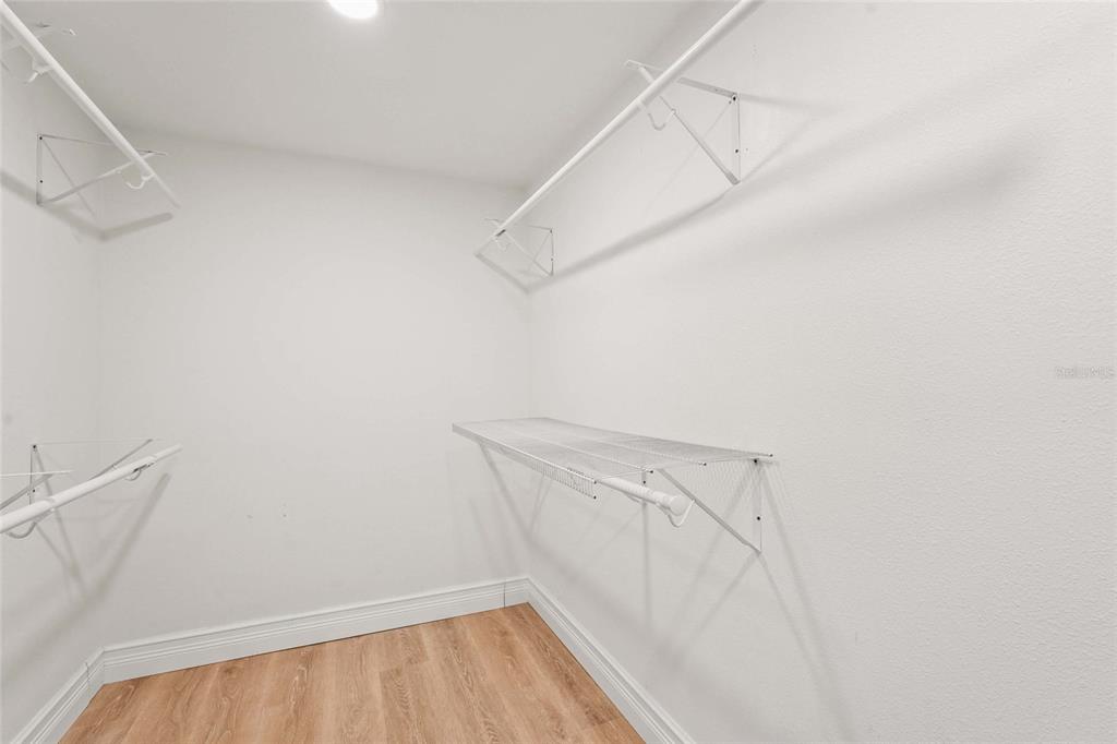 Bradenton, Florida, 34209, United States, 3 Bedrooms Bedrooms, ,2 BathroomsBathrooms,Residential,For Sale,1743662