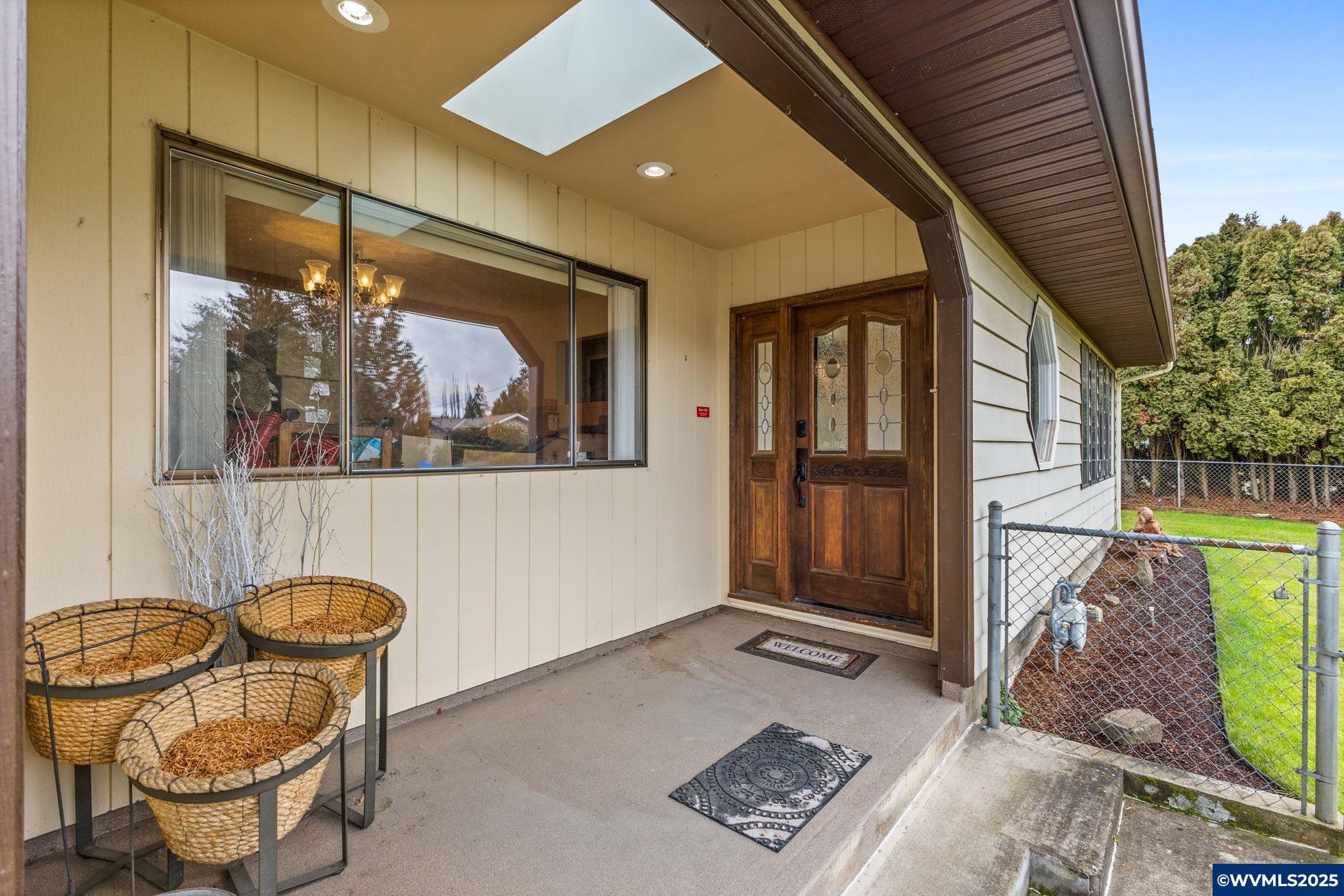 Salem, Oregon, 97317, United States, 6 Bedrooms Bedrooms, ,4 BathroomsBathrooms,Residential,For Sale,1907715
