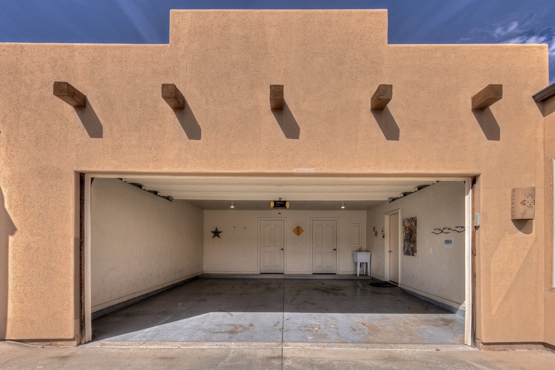  Exceptional Rim Village Unit-Nightly Rental Opportunity - 物件實景