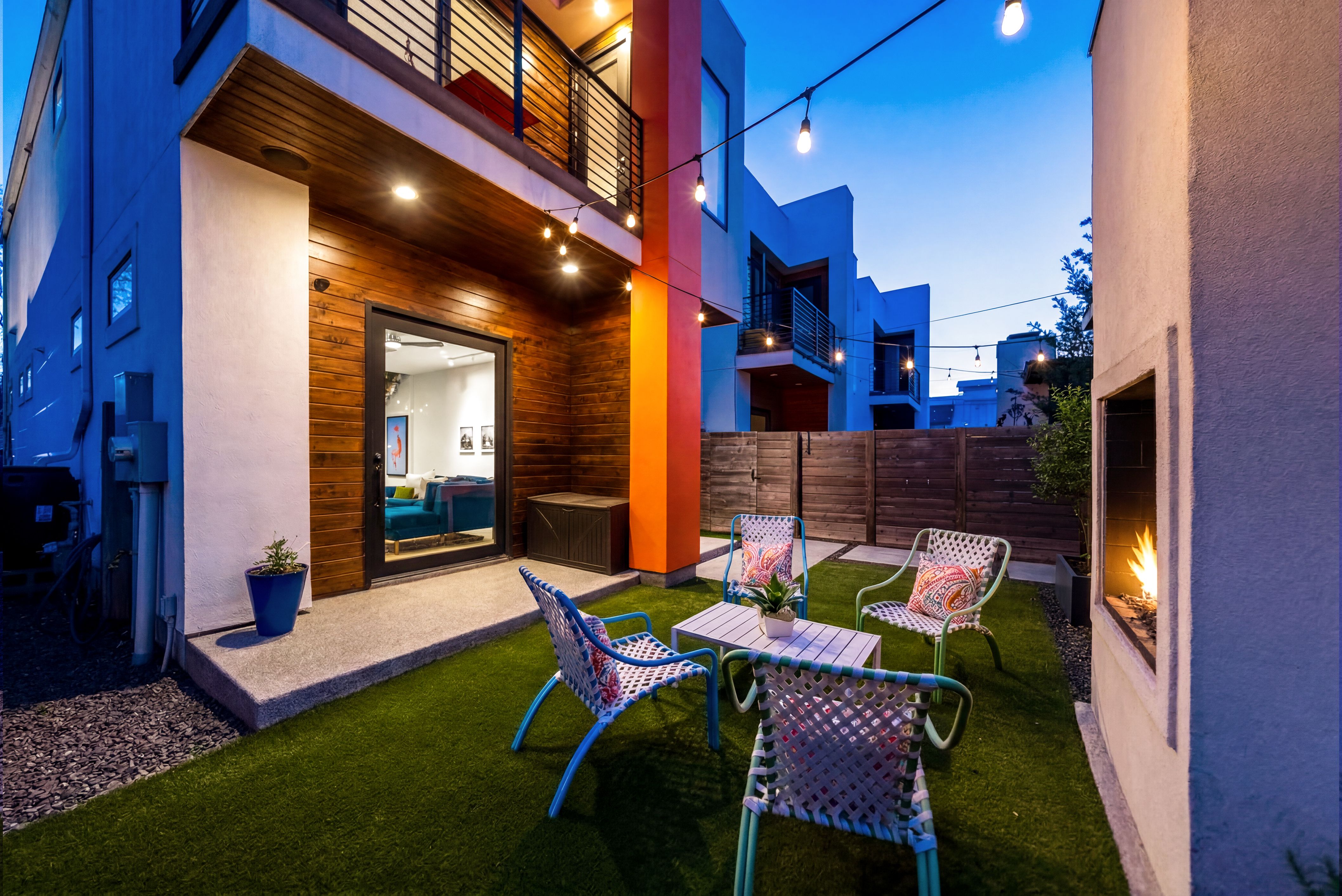  Stunning Custom Contemporary Abode in Southtown - 物件實景