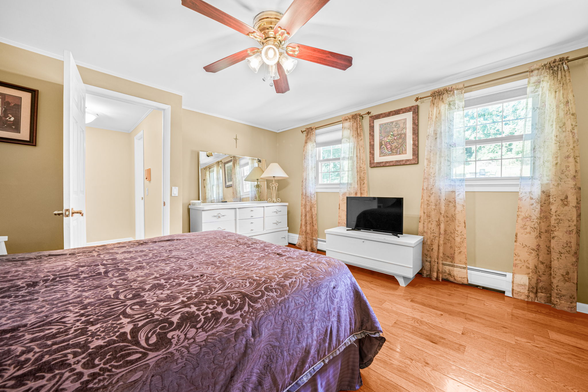 Montville, New Jersey, 07045, United States, 4 Bedrooms Bedrooms, ,2 BathroomsBathrooms,Residential,For Sale,1927850